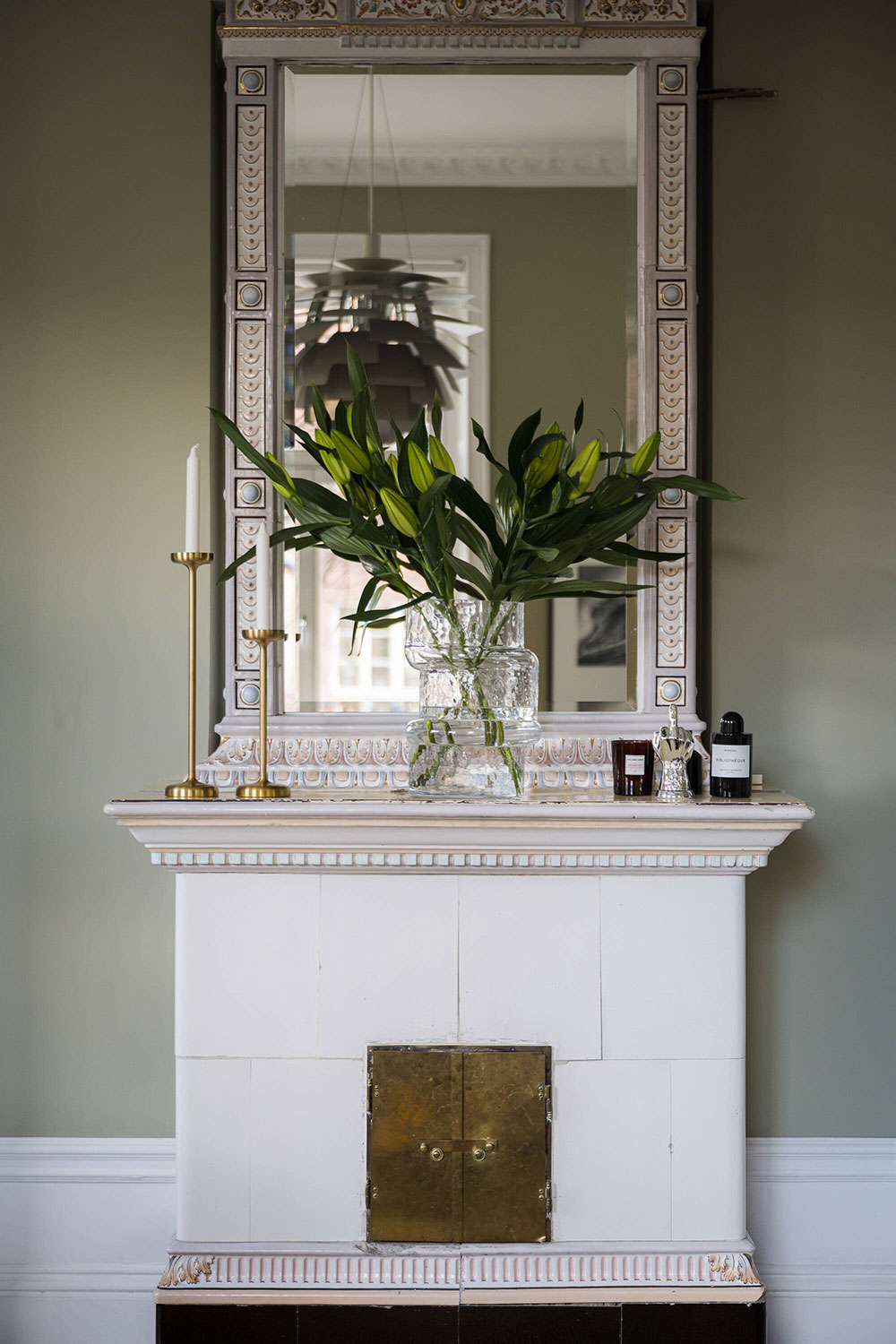 斯德哥尔摩橄榄绿公寓，冲浪板成独特装饰-6