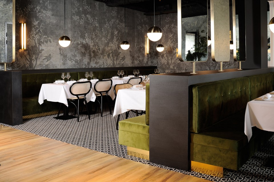 法国里昂La Forêt Noire餐厅  Claude Cartier-2