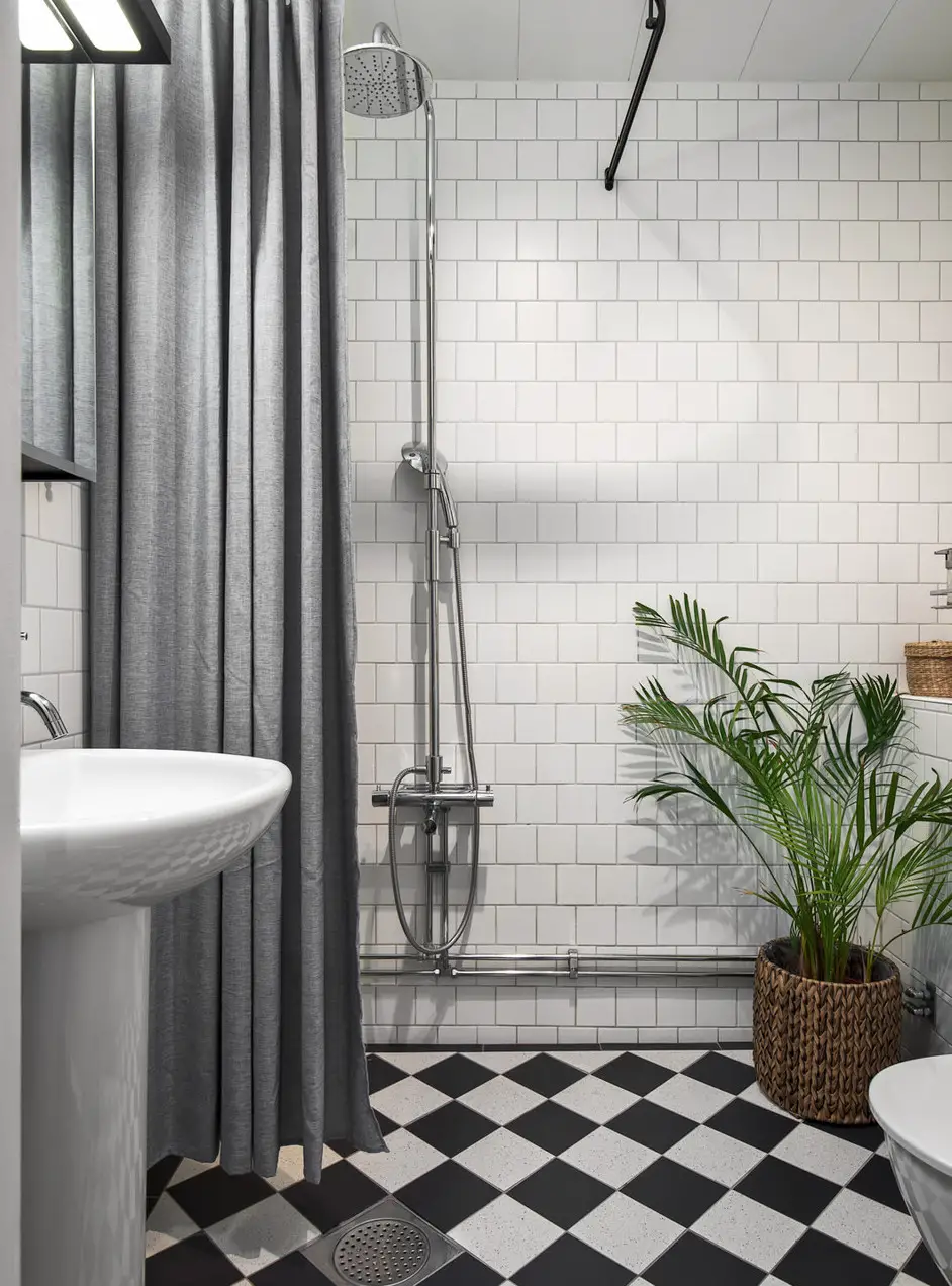 瑞典 54m2 设计公寓 | 窗 less 卧室的创意改造-17