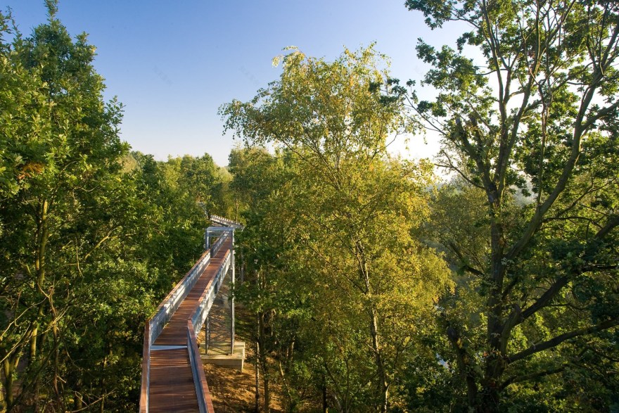 Patro Eisden新青年综合体及室内足球场丨比利时丨Architectuur depot-26