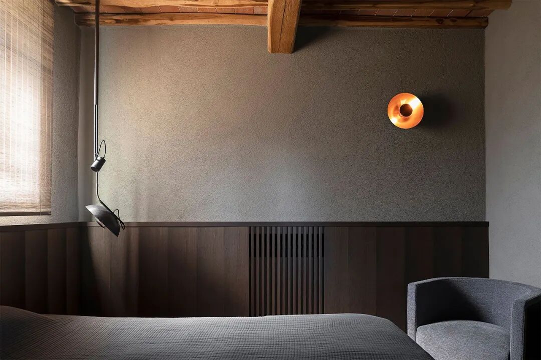 卡萨拉斯玛格丽塔斯公寓（Casa常见指房子、公寓等，由于缺乏更多背景信息，一般以公寓来常见处理，但根据具体场景这里也可能表示其他场所；Las Margaritas音译过来是拉斯玛格丽塔斯 ，它可能是具体的人名、地名等，可根据实际情况进一步确认指代对象及更合适的译法，如果是酒店、度假村等也可纠正信息重新让我翻译 ）丨哥伦比亚丨Trópico Arquitectura-83