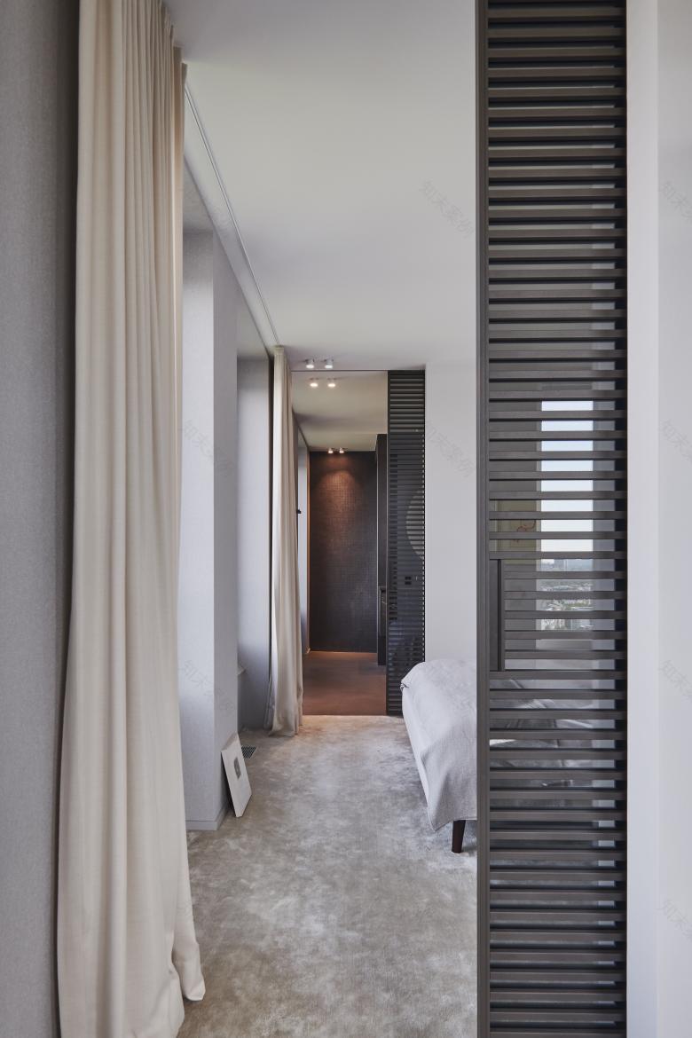 在历史办公环境中居住丨德国科隆-24