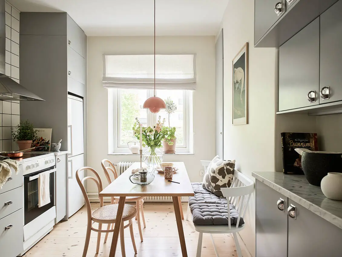 瑞典 30 年代乡村别墅,色彩斑斓的 47m2 公寓设计-7