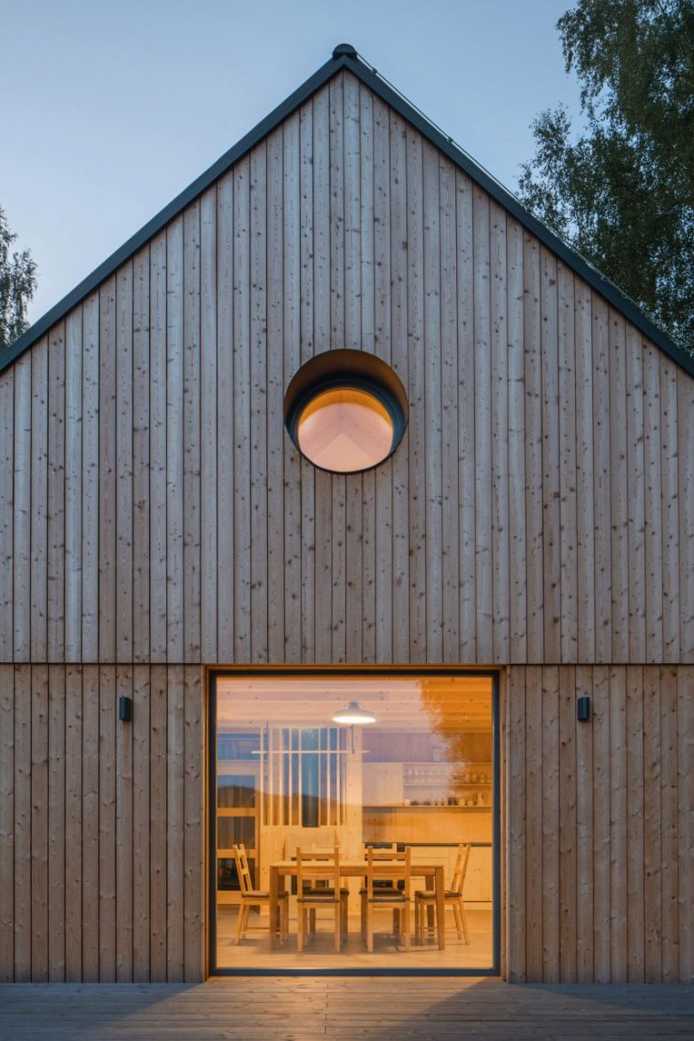 欧洲绿顶的交叉层压云杉木周末度假屋丨奥地利丨法国Les Archinautes公司,捷克3AE工作室-20