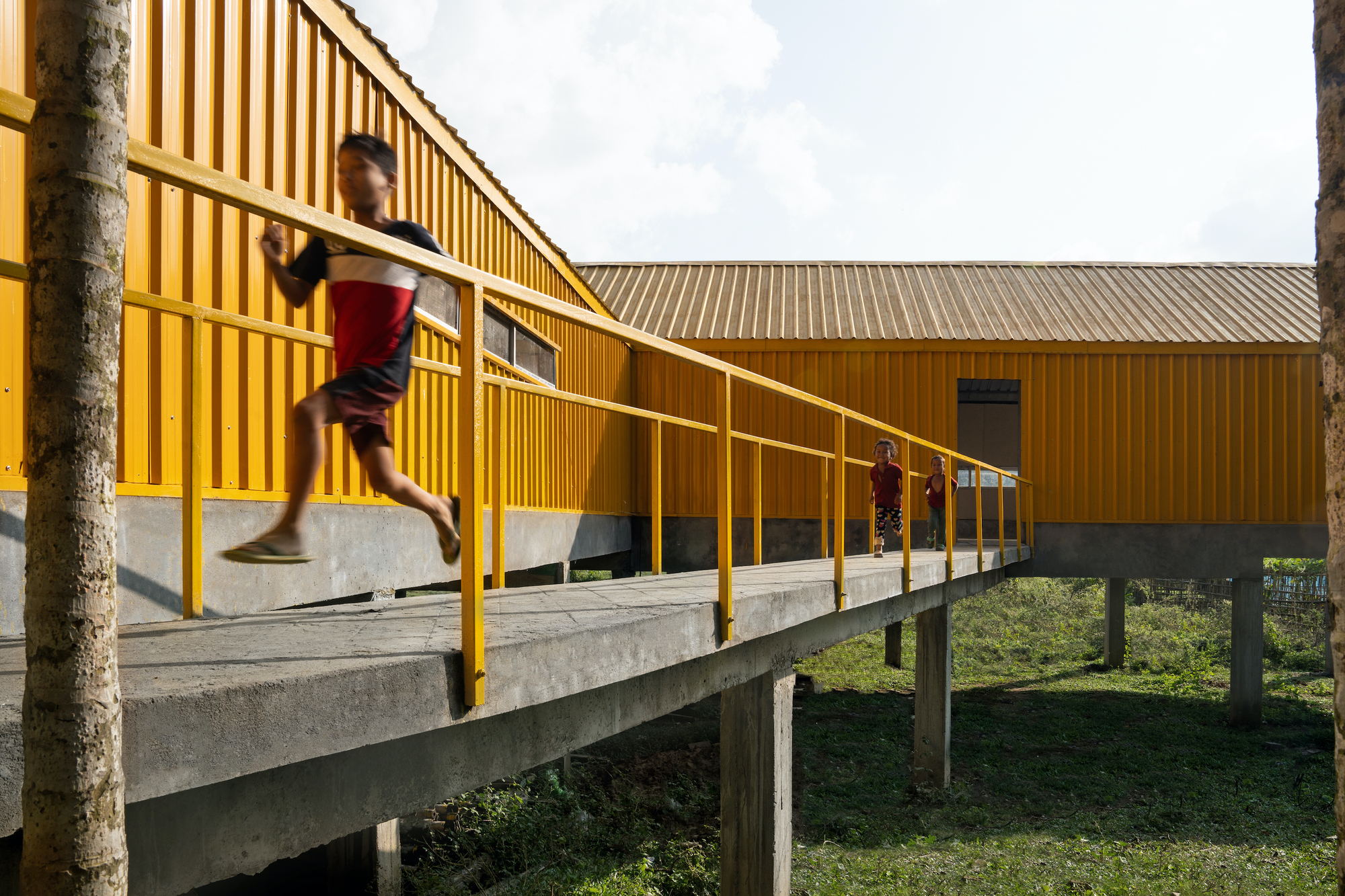 Jackfruit Processing Unit and Community Centre / atArchitecture-24