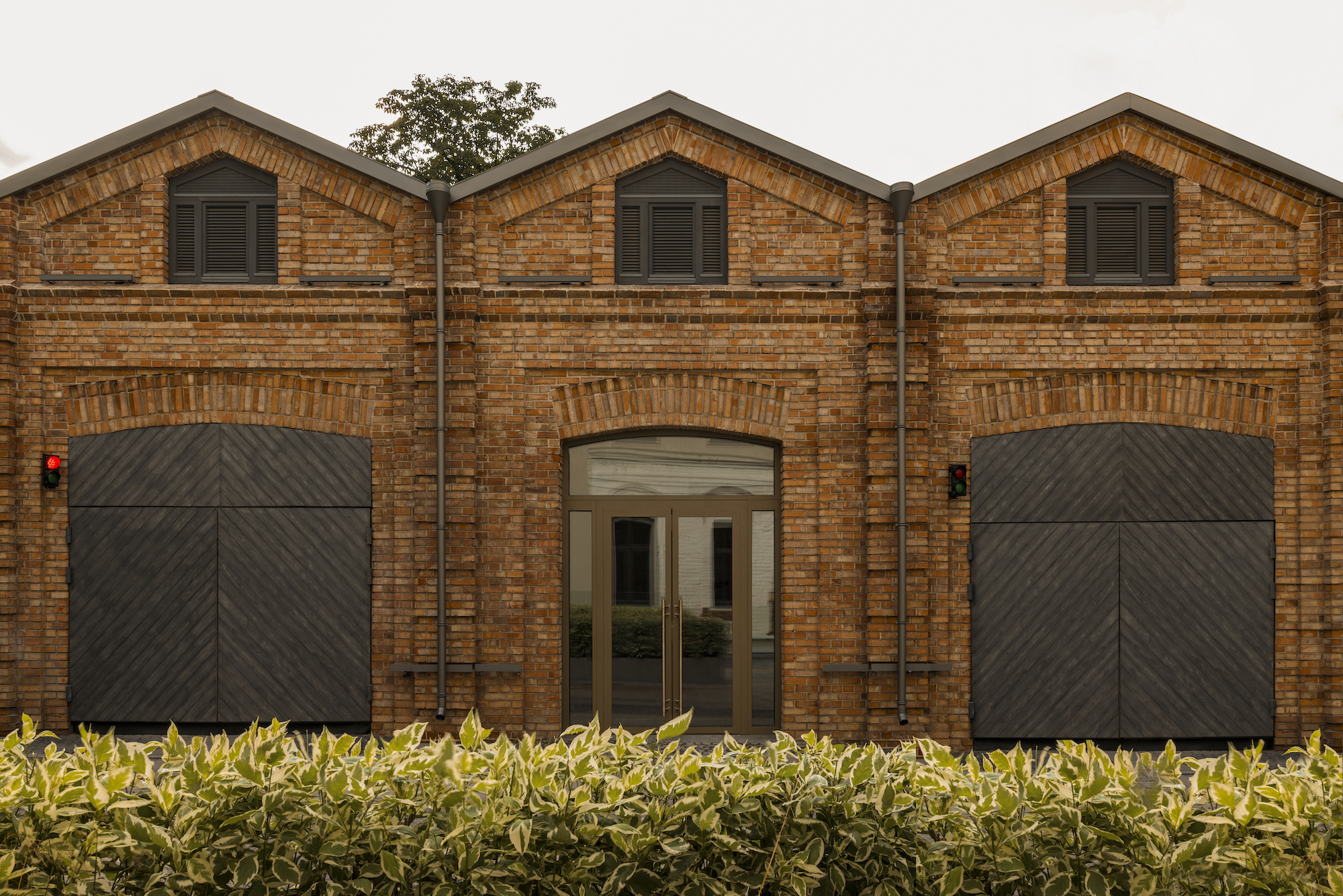 ABRIKOSOV / MR GROUP-15