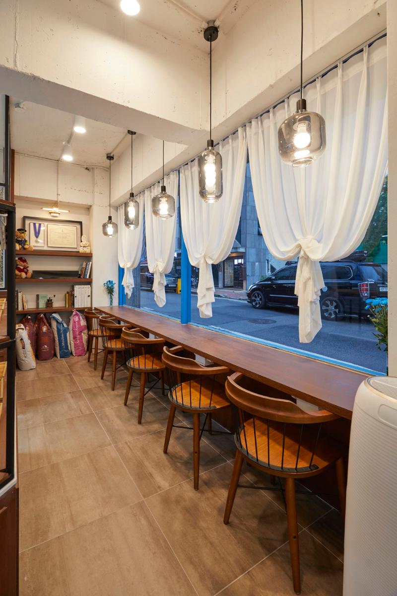 25 平小清新蓝调咖啡厅，点睛之笔的简约设计-6