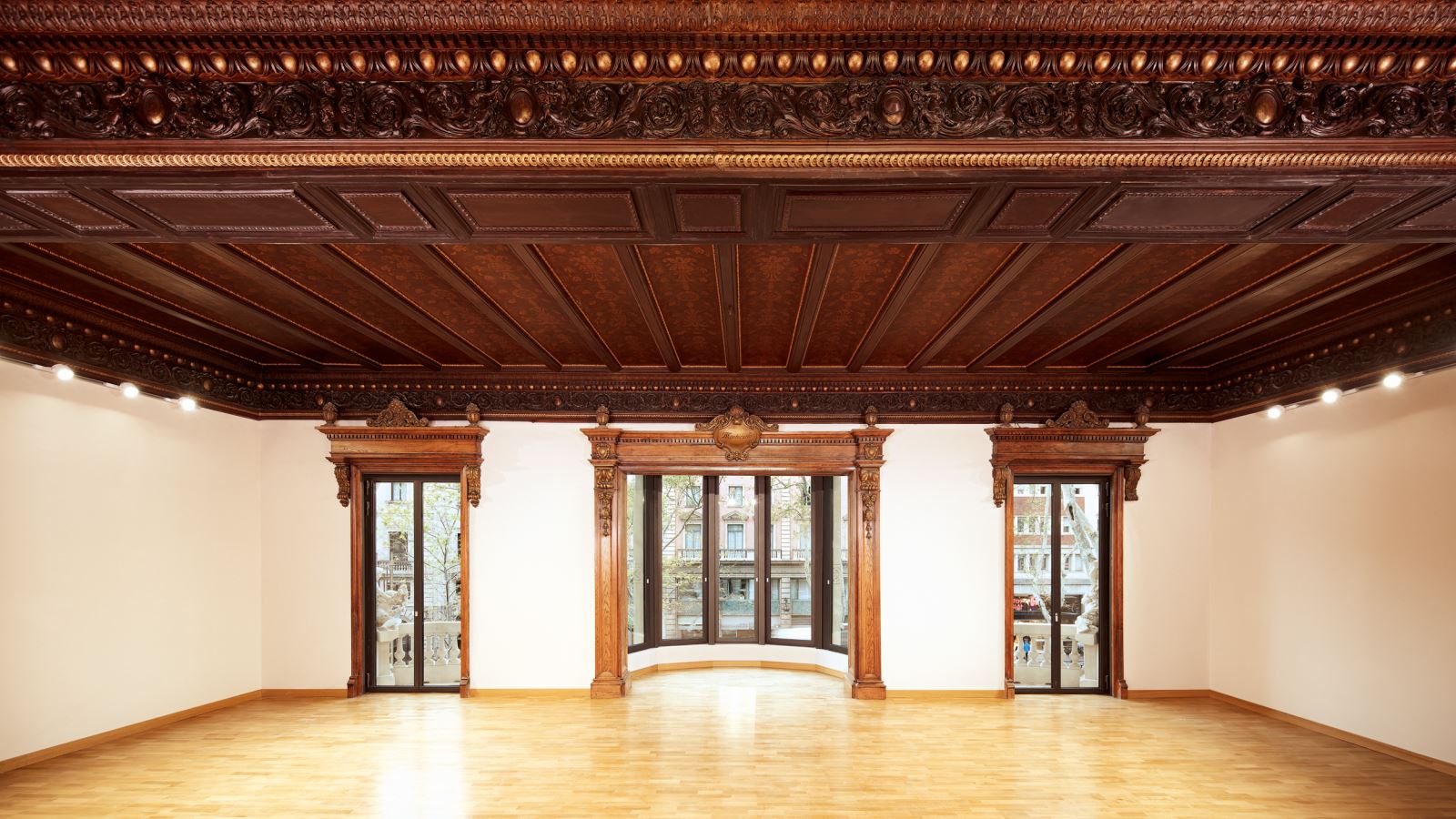 巴塞罗那旧酒店翻新 | 历史元素与现代功能的完美融合-11