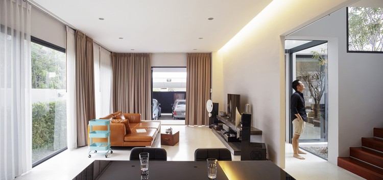 泰国半复式住宅的现代与传统和谐融合-2