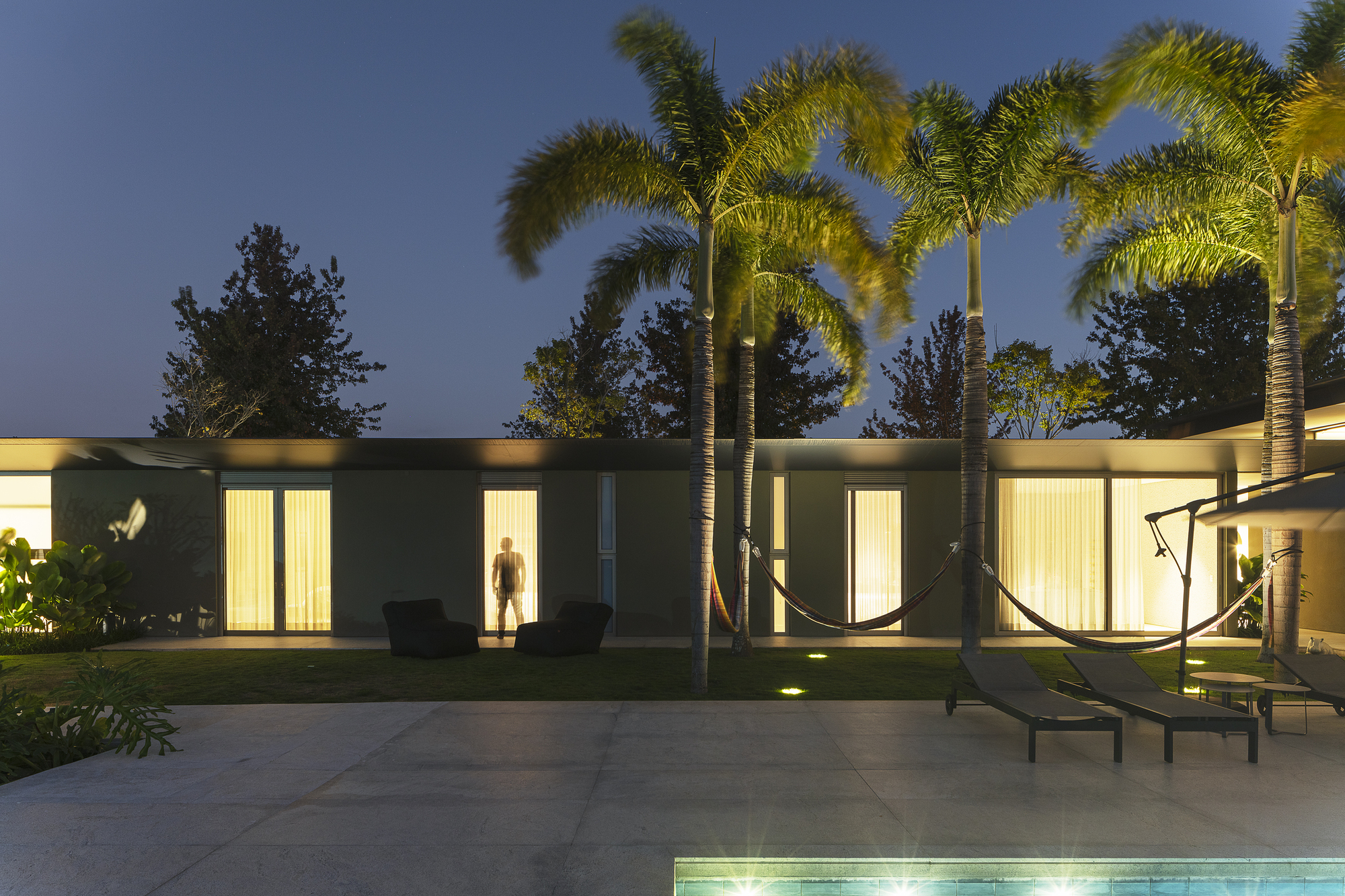 巴罗内扎 MDG 之家丨巴西丨Gálvez & Márton Arquitetura-31