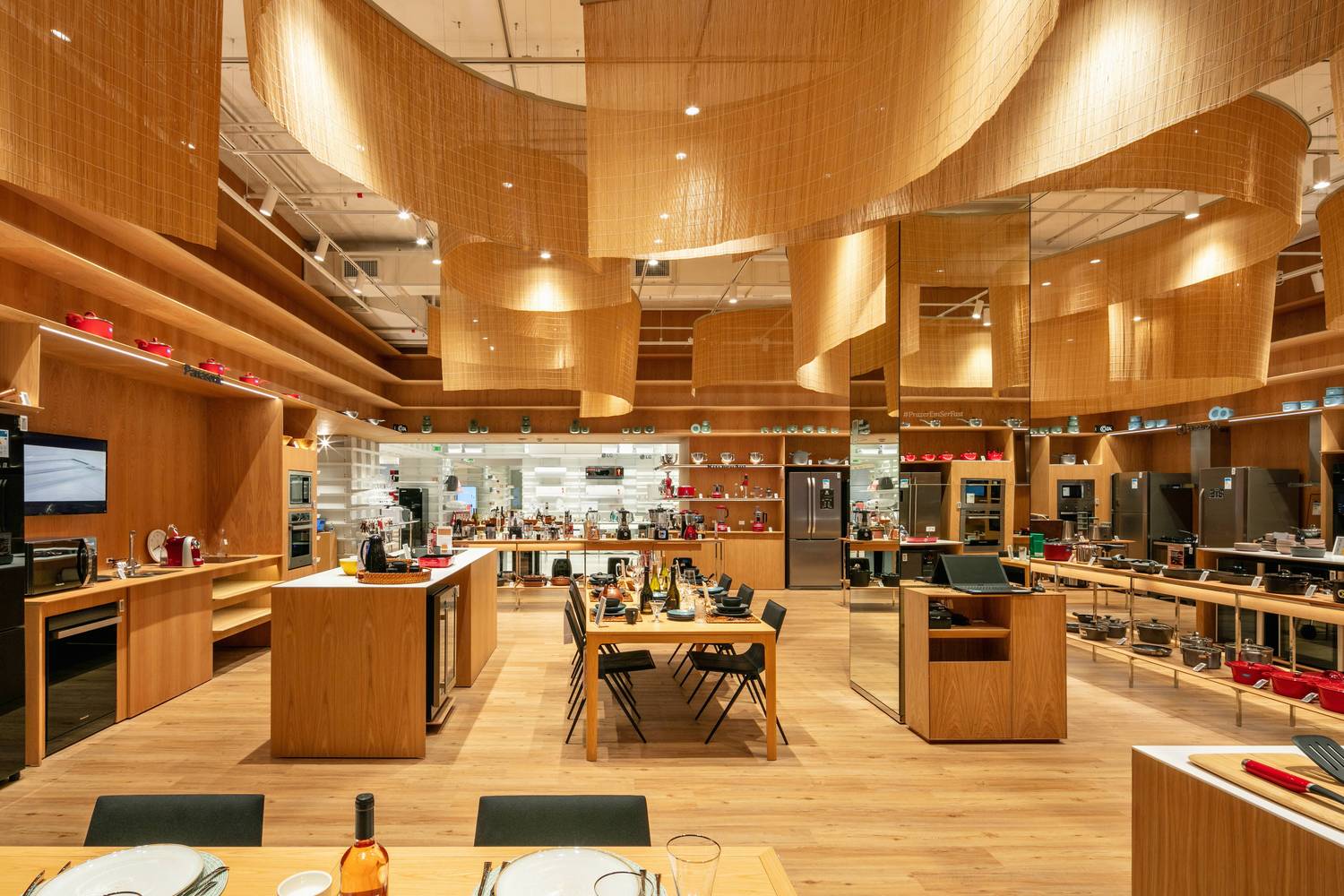 巴西 Fast Shop Lifestyle Ibirapuera 旗舰店,家的感觉与创新设计-20