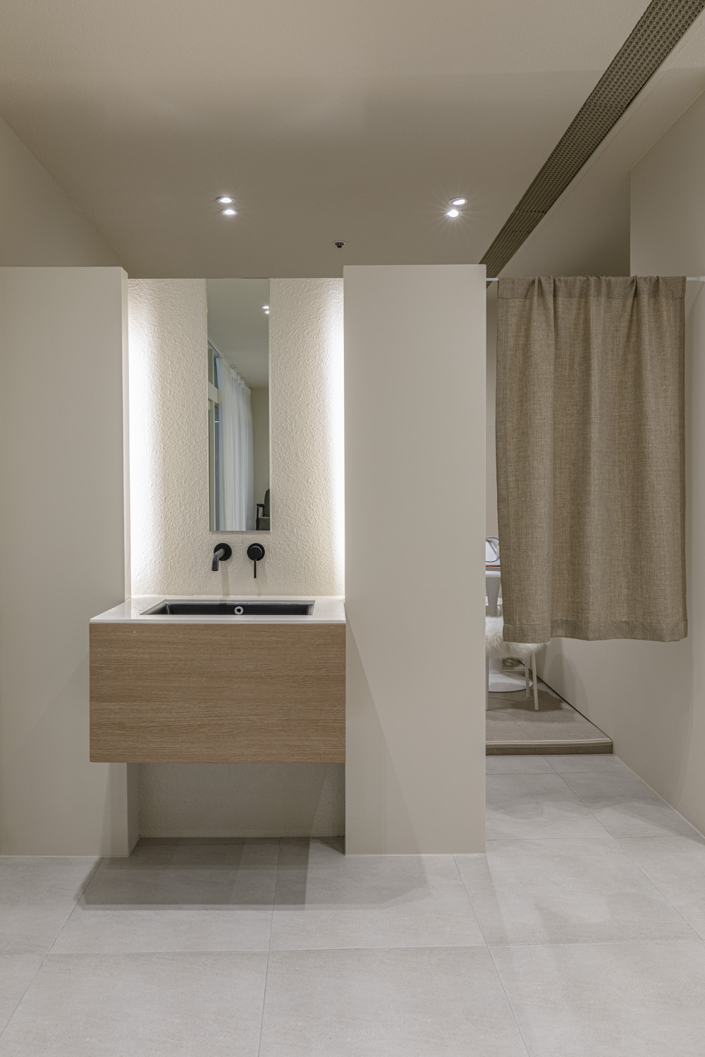 25 坪极简白色调高级室内设计案例-16