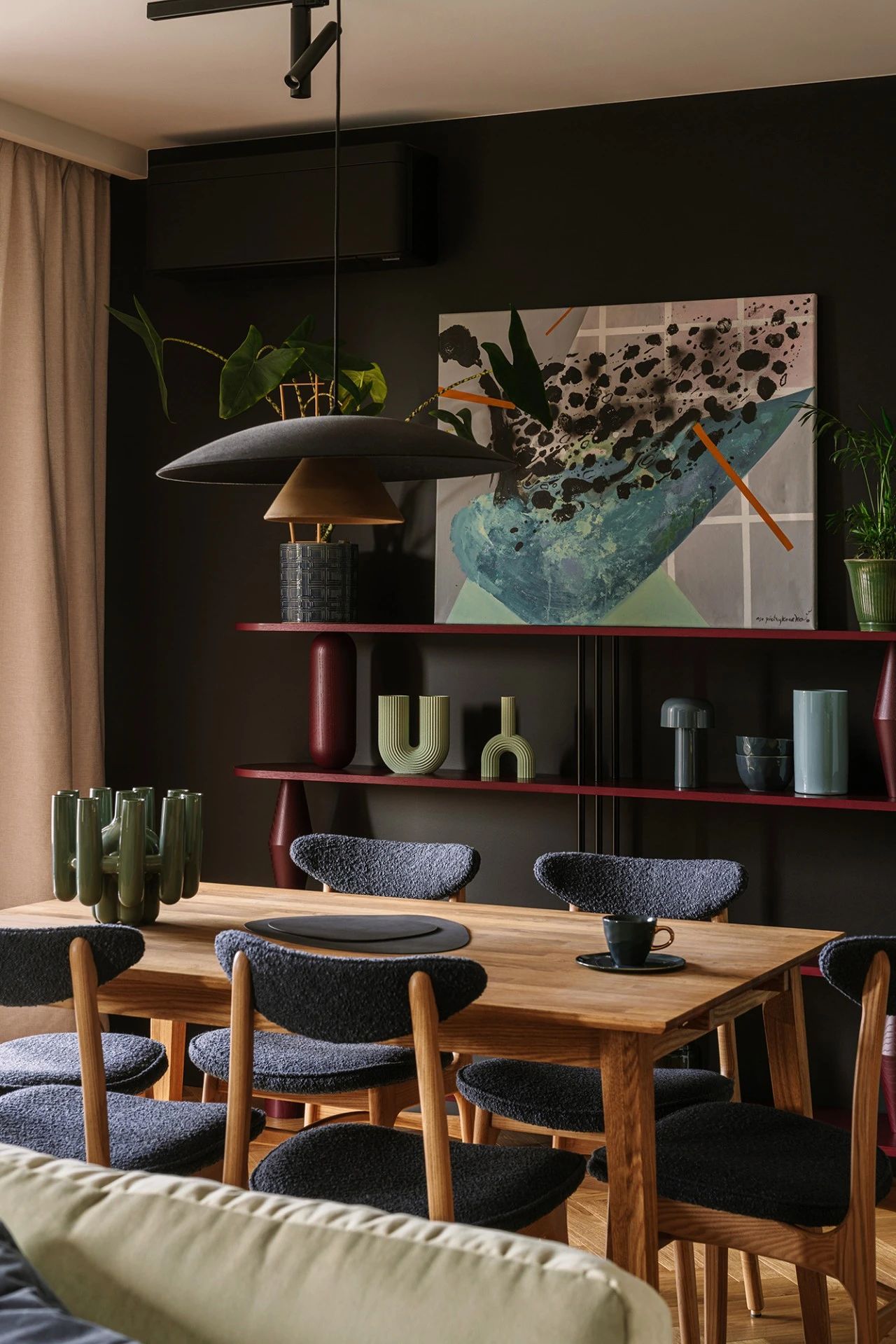 84㎡，两个人住的家，靠配色逆袭！-8