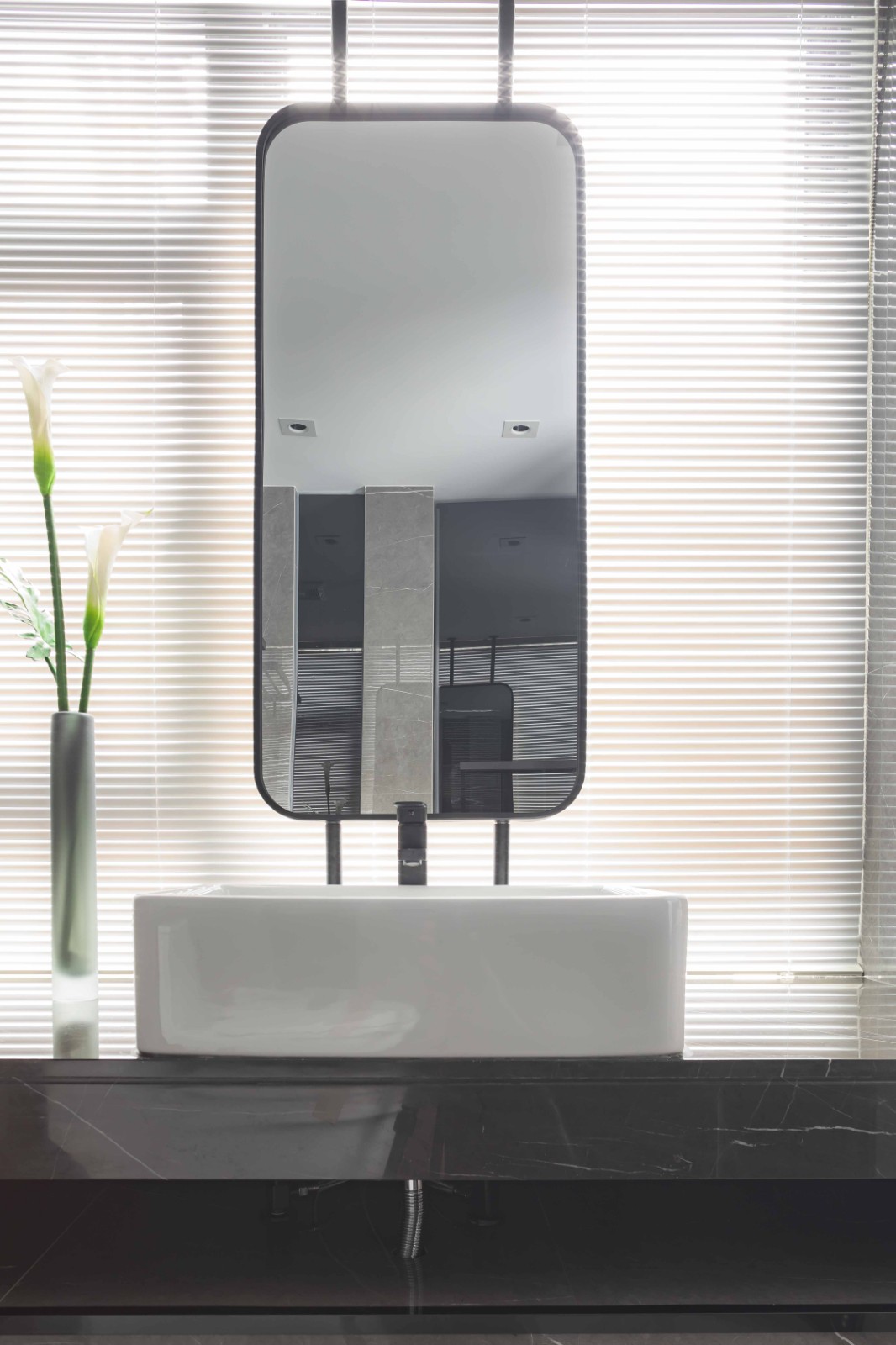 刘树煌设计总监的简约高级灰住宅设计-21