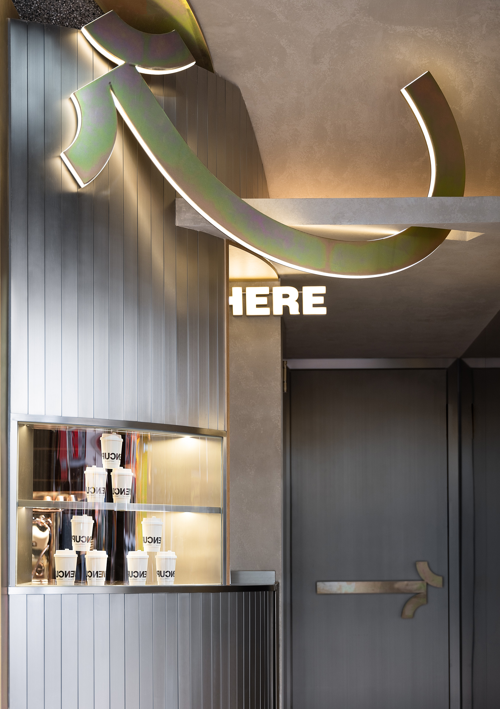 SEVENCUPS COFFEE 杨舍老街店丨中国江苏丨无锡欧阳跳建筑设计有限公司-25