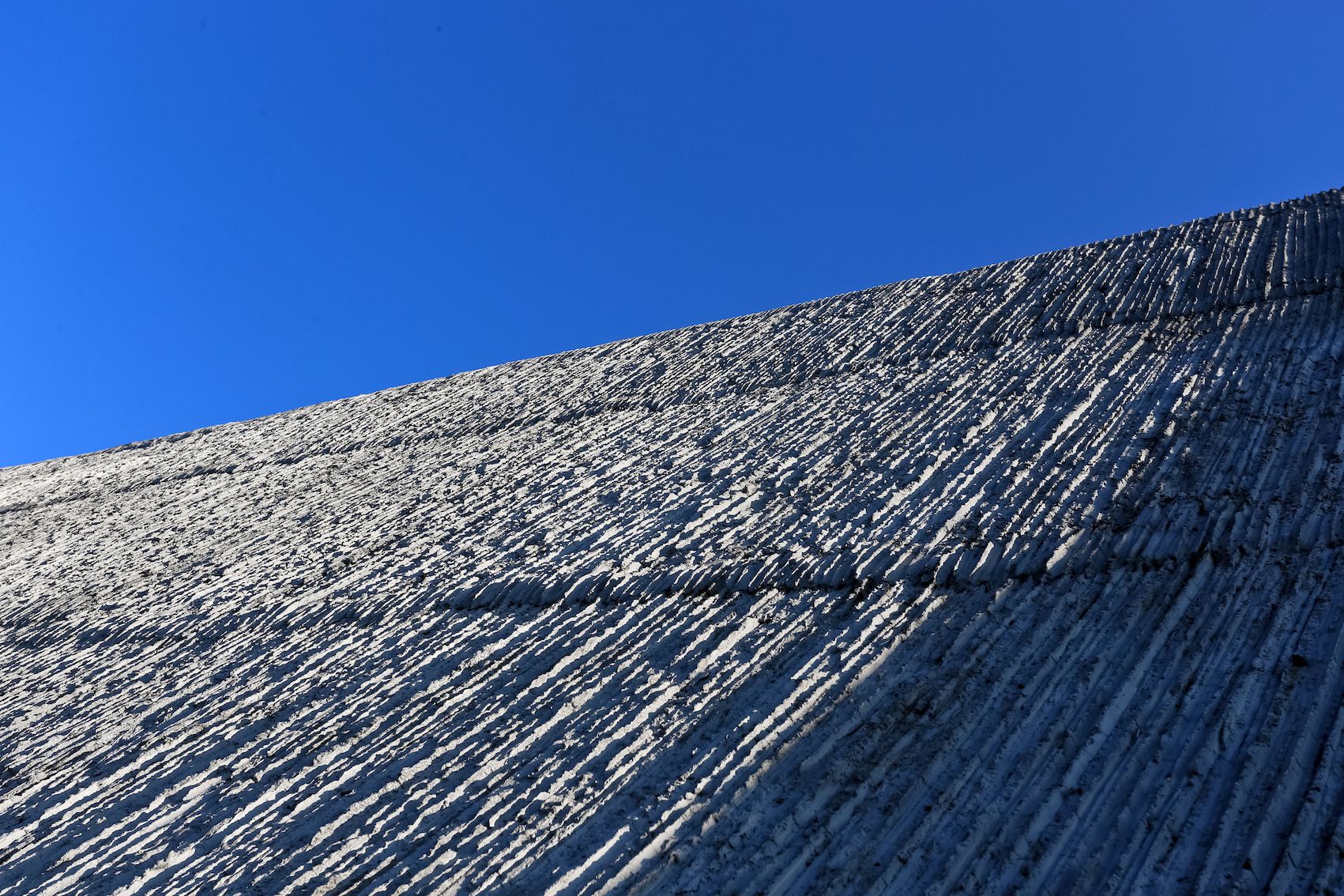 因地制宜,呈现自然之美的恐龙蛋地质博物馆(The Dinosaur Egg Geological Museum)-6