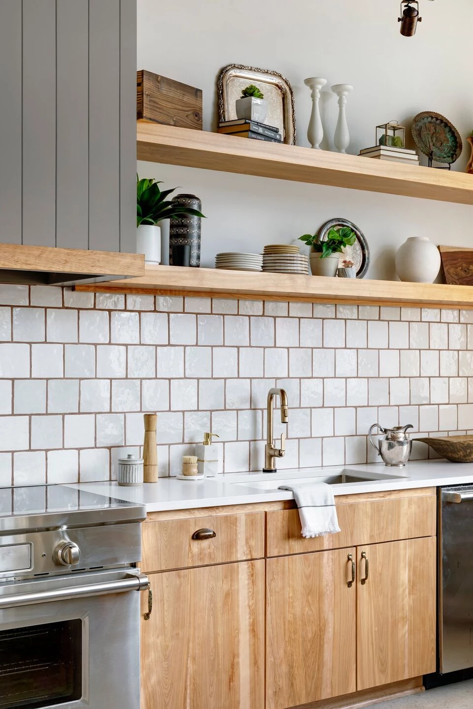 美国明尼阿波利斯 700 平方英尺公寓私人餐厅设计丨Studio Grey-18