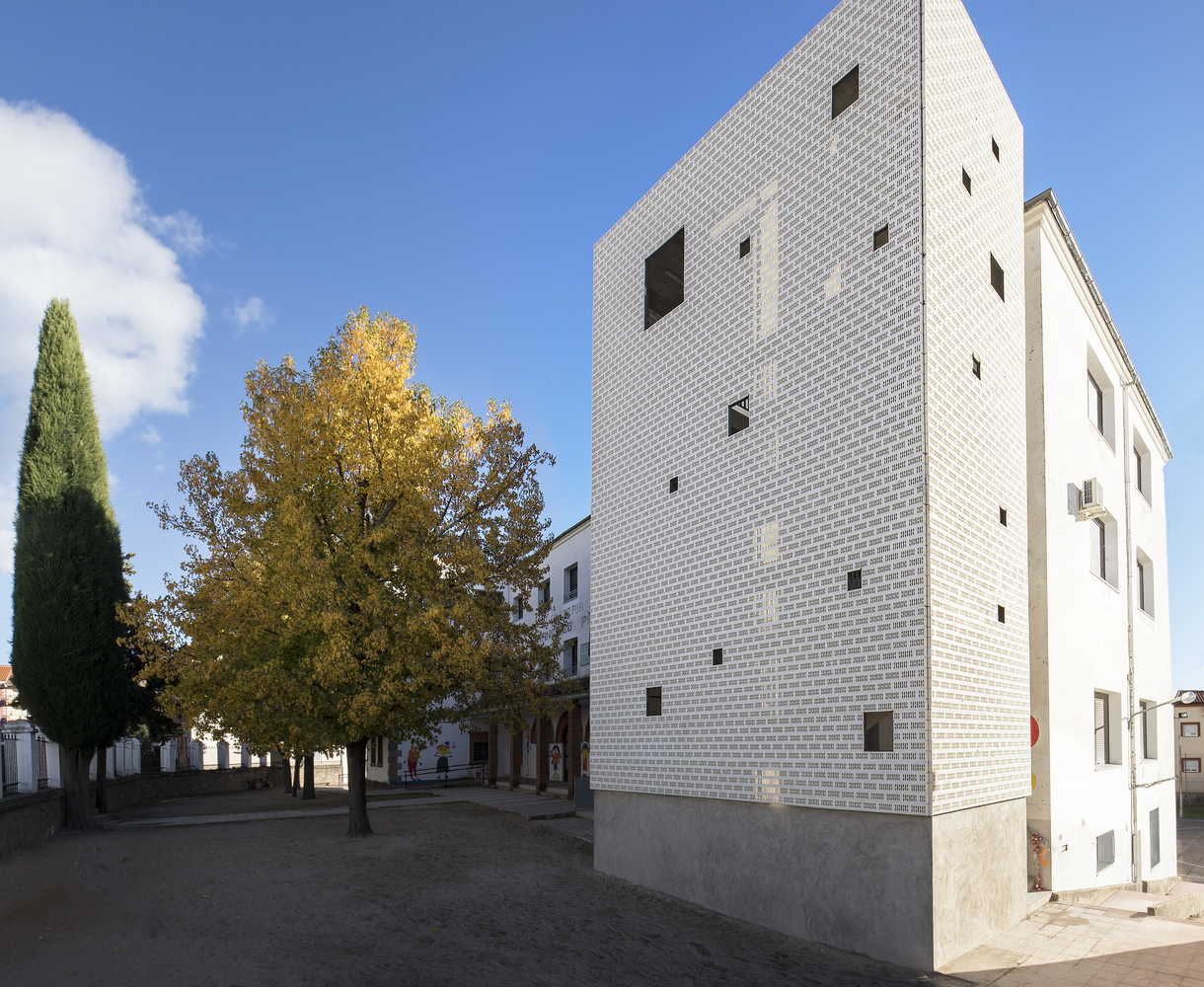 Francisco Parras 学校紧急楼梯改造丨西班牙丨DUNAR arquitectos-25