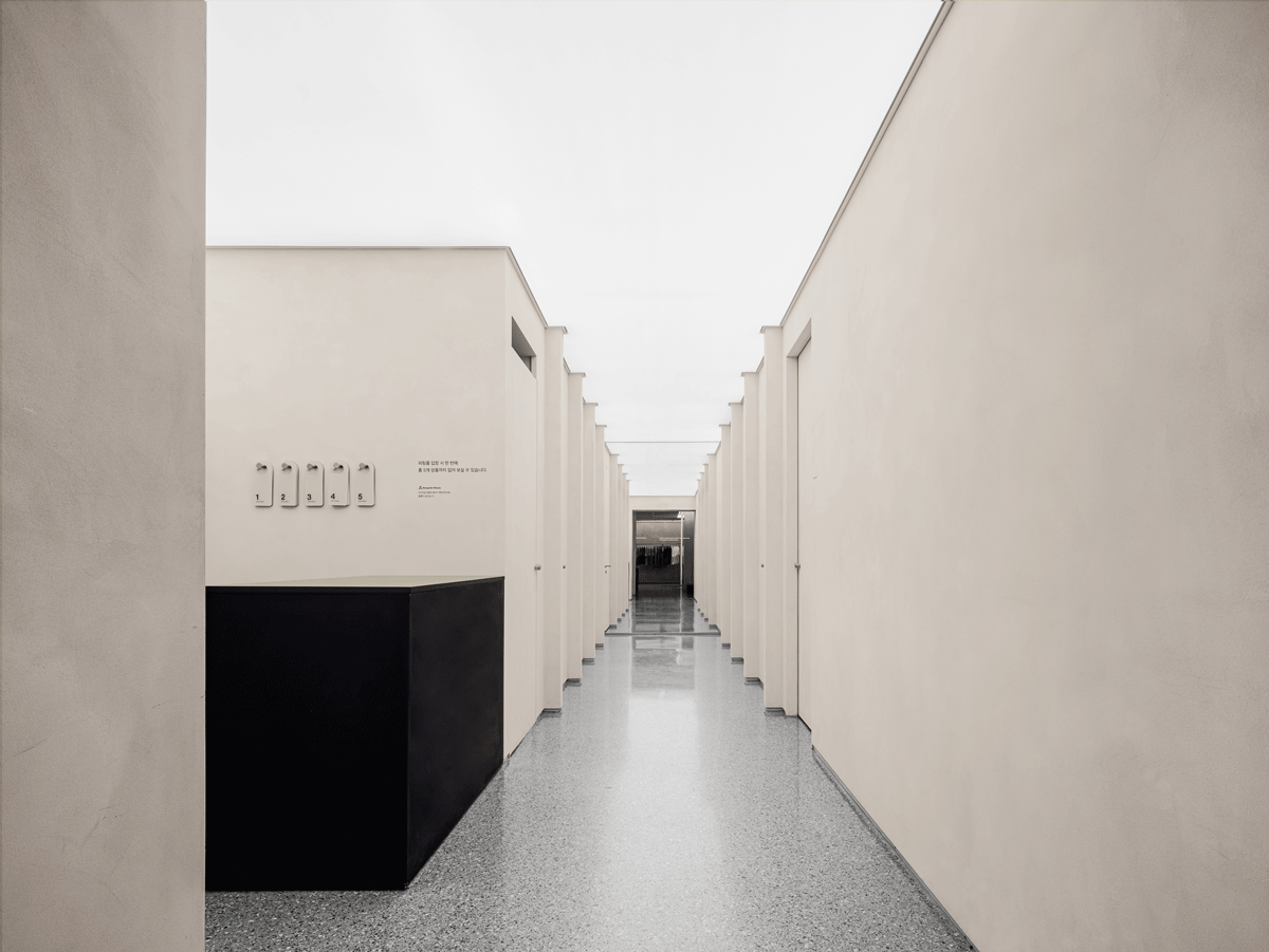 MUSINSA STANDARD HONGDAE | LABOTORY-24