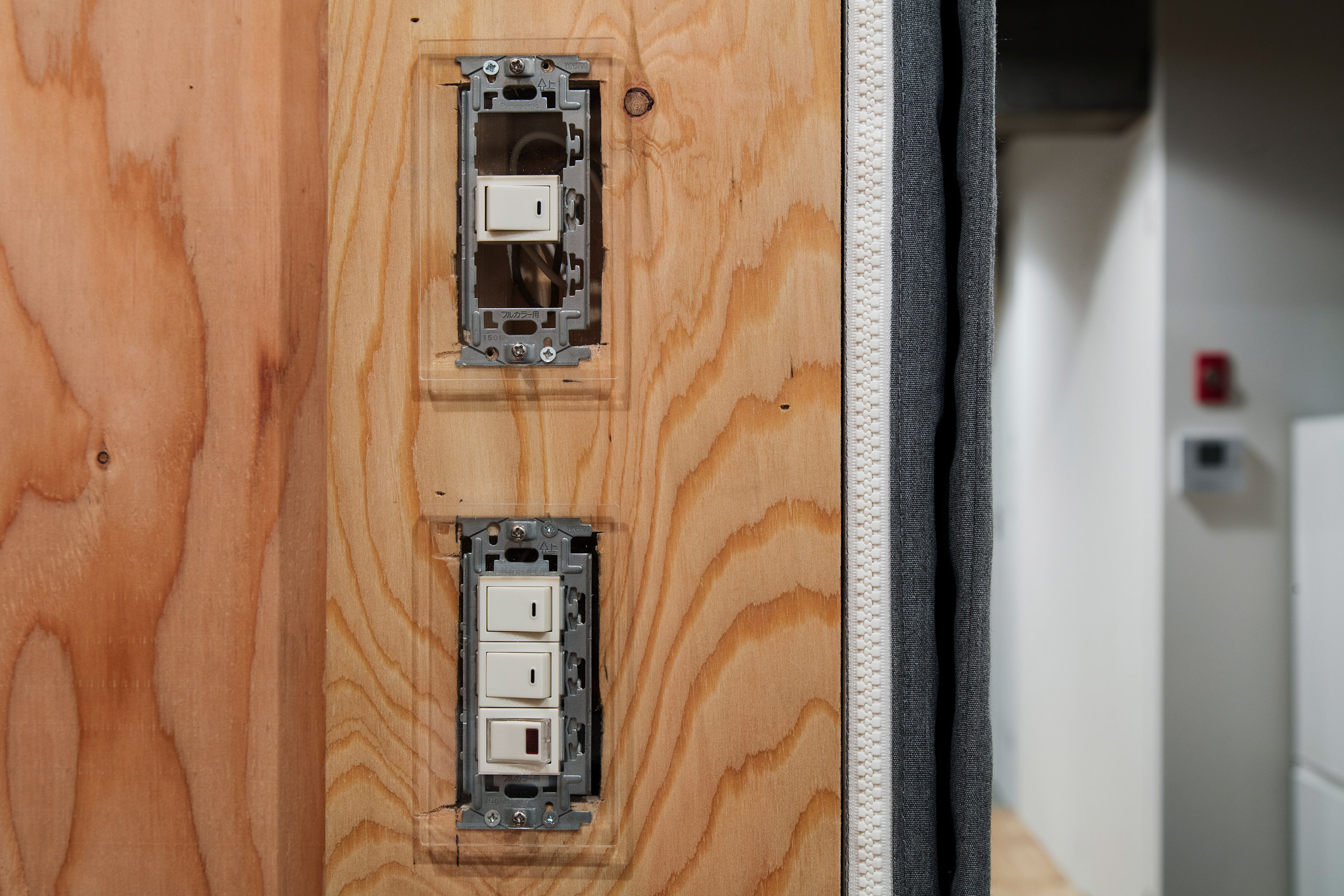 Renovated apartment in Tokyo has storage pockets sewn into its walls-8
