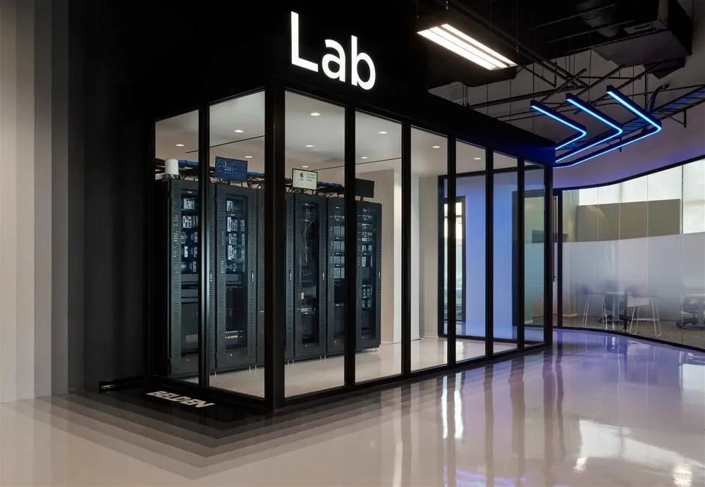 Belden 芝加哥 CIC 客户创新中心丨美国芝加哥丨2Heads Global Design-27