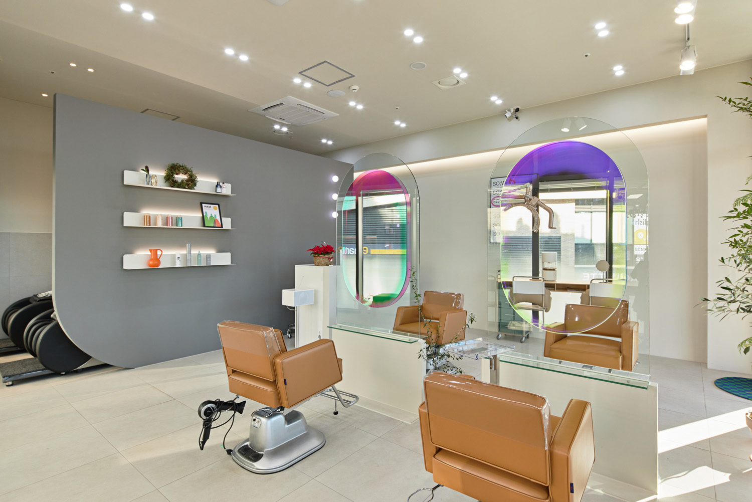 现代简约风格的 16 平米美容室内设计-6