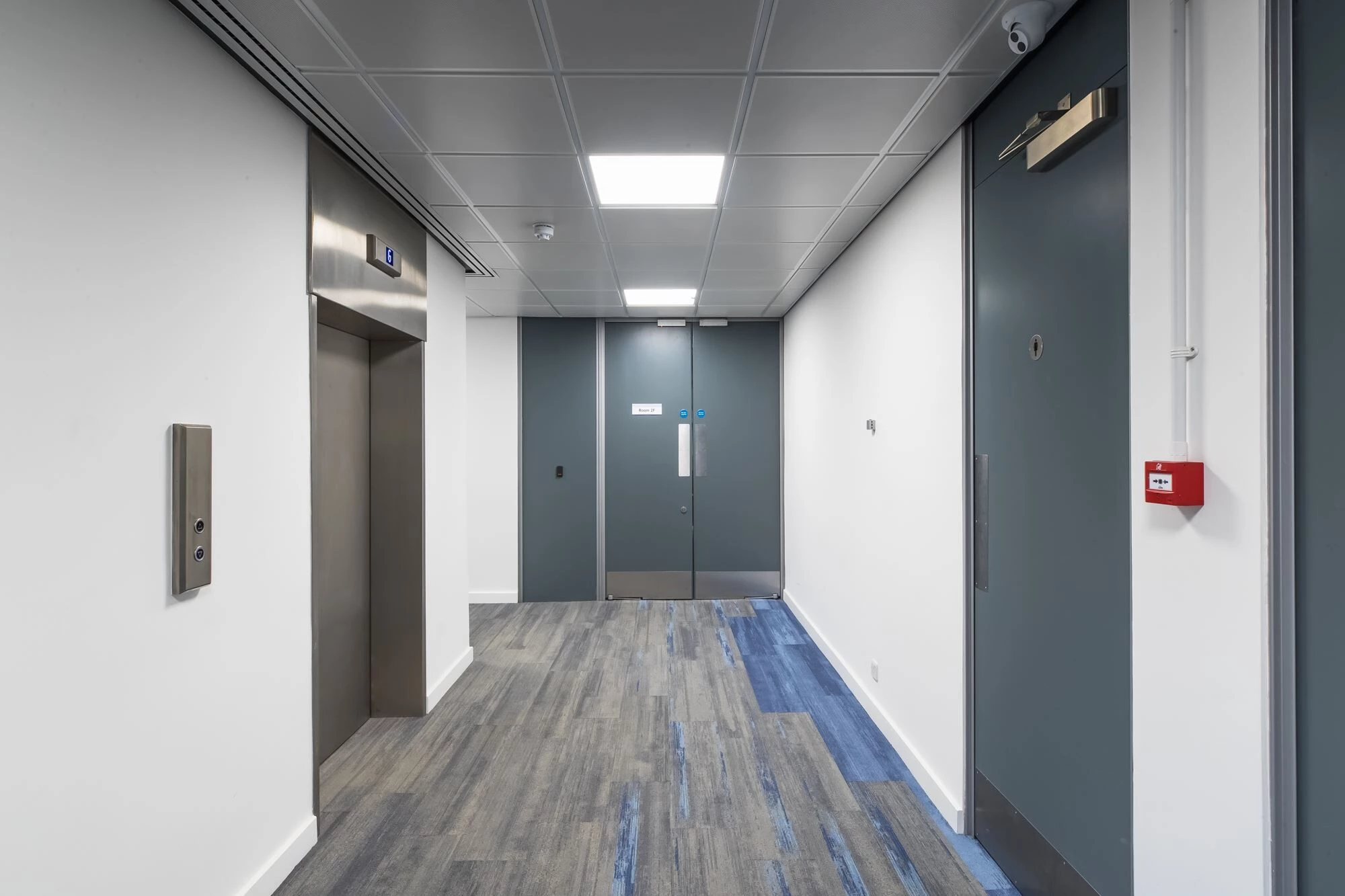 蓝色利尼大厦丨英国丨Susan Lacey Design-33