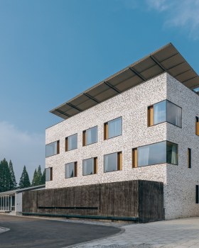 Mine Resort · Hill / siarchitecture