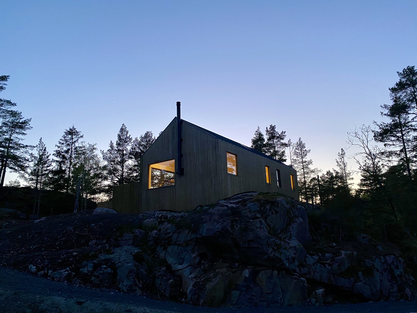 Cabin Åkvåg · 简约景致的挪威夏屋设计丨Fjord Arkitekter-32