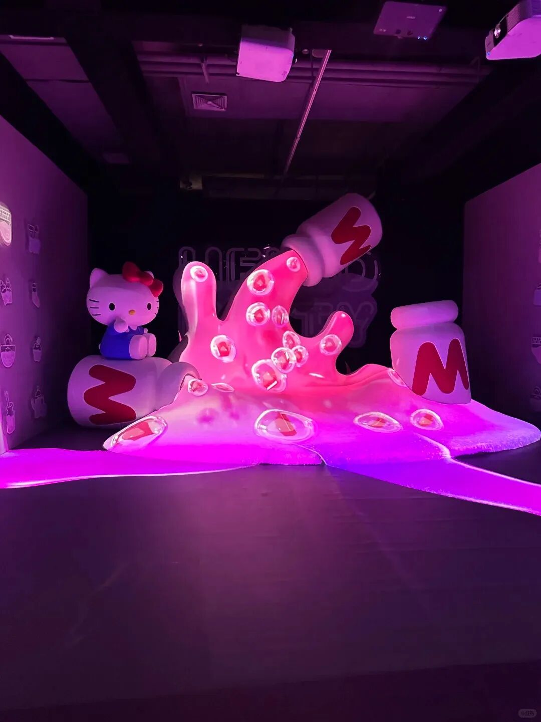 沉浸式数字艺术展览如何重塑动漫IP价值？-28