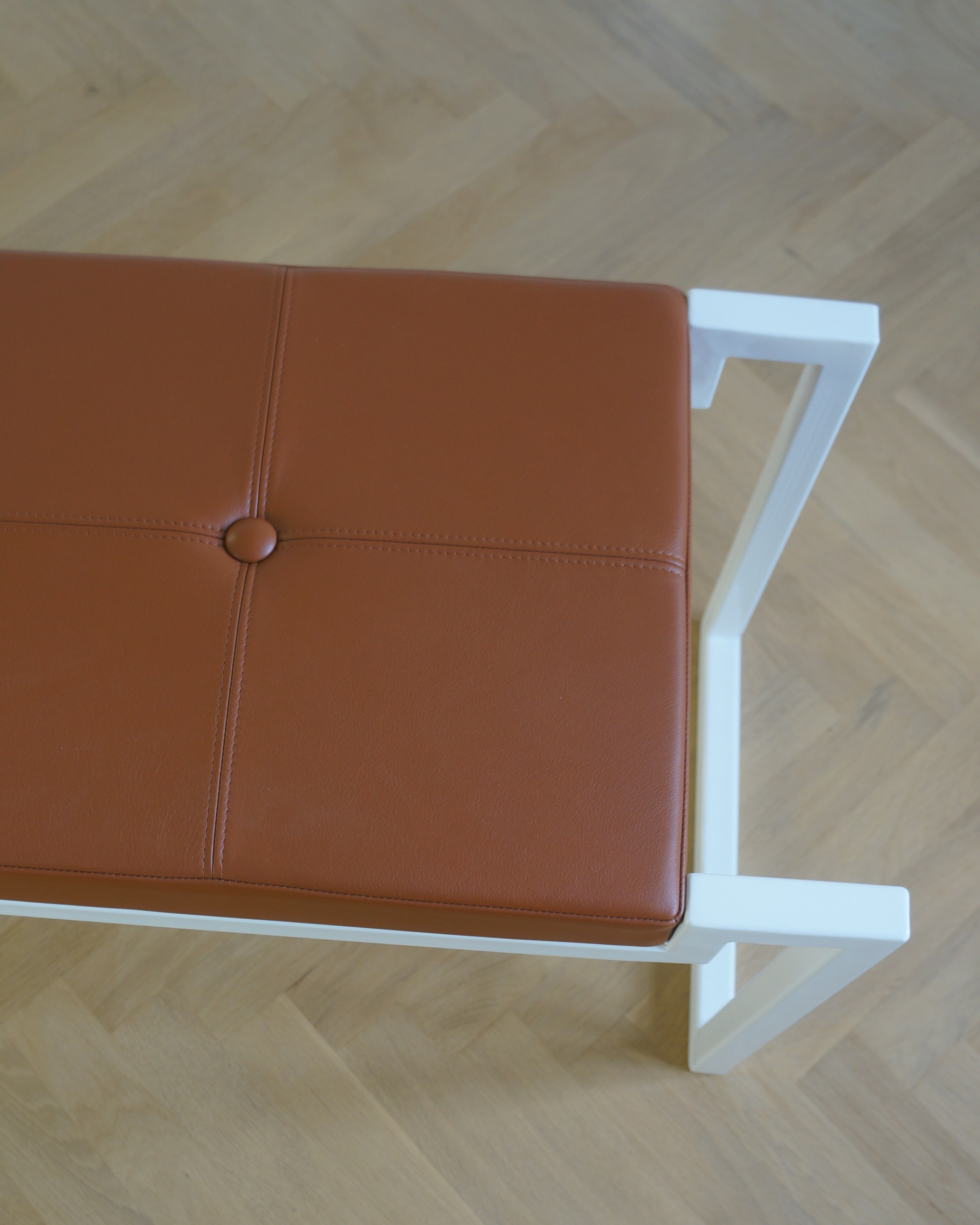 悬浮皮革长椅 · Hover Collection-22