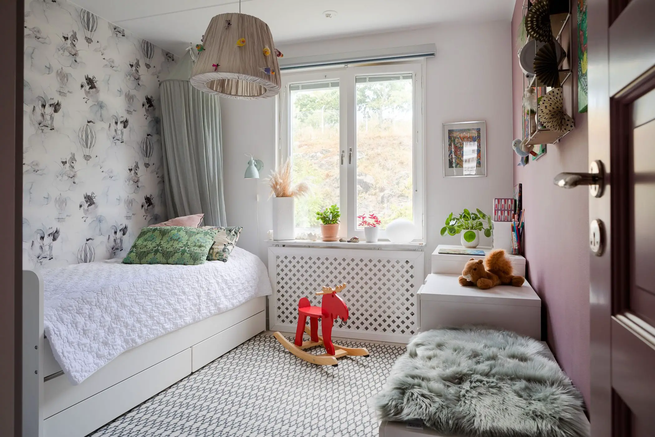 瑞典斯德哥尔摩明亮舒适两居室公寓设计-21