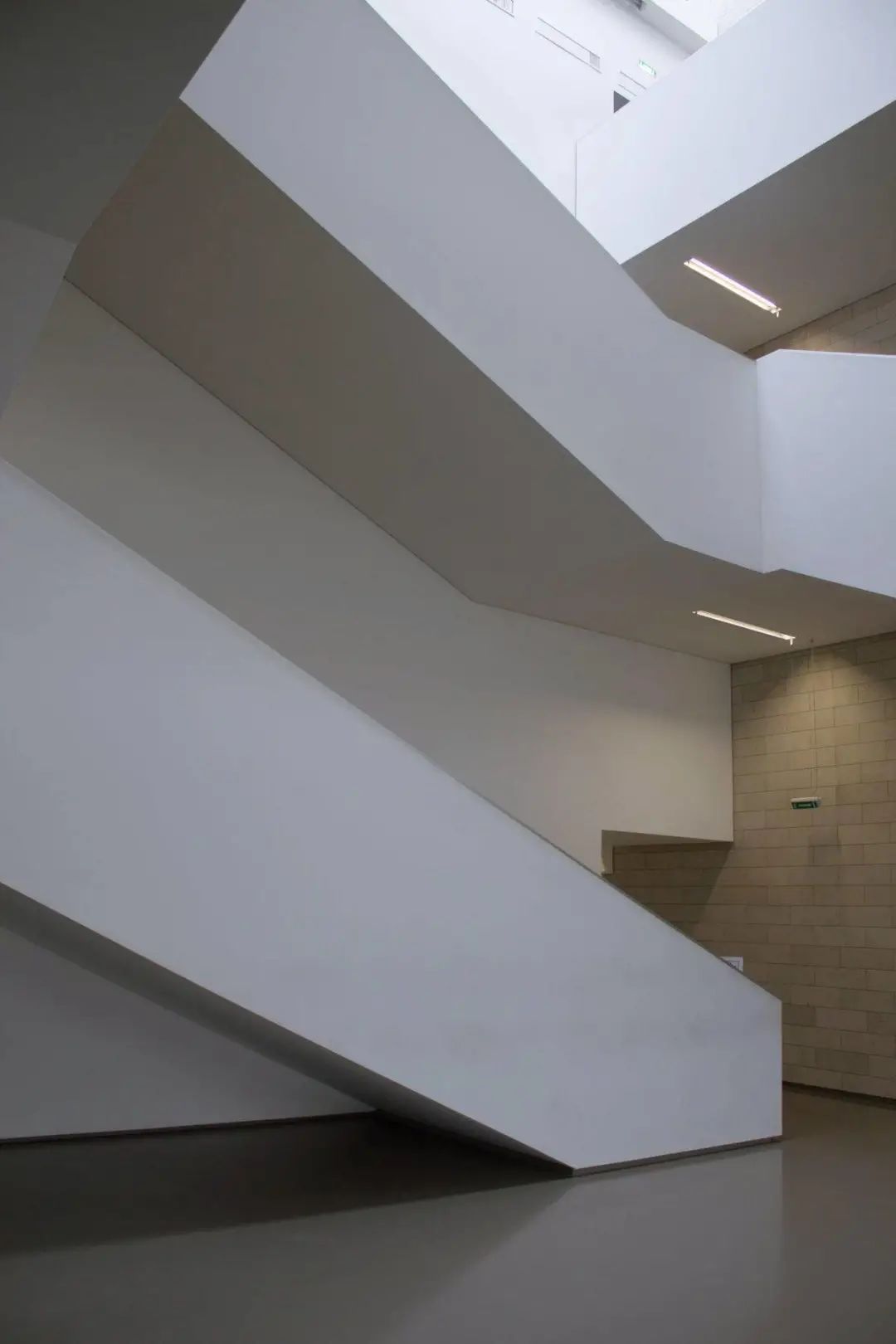 苏联先锋建筑的现代性表达-54