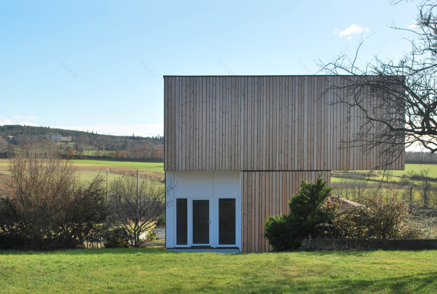 法国山丘之上的被动式住宅-35