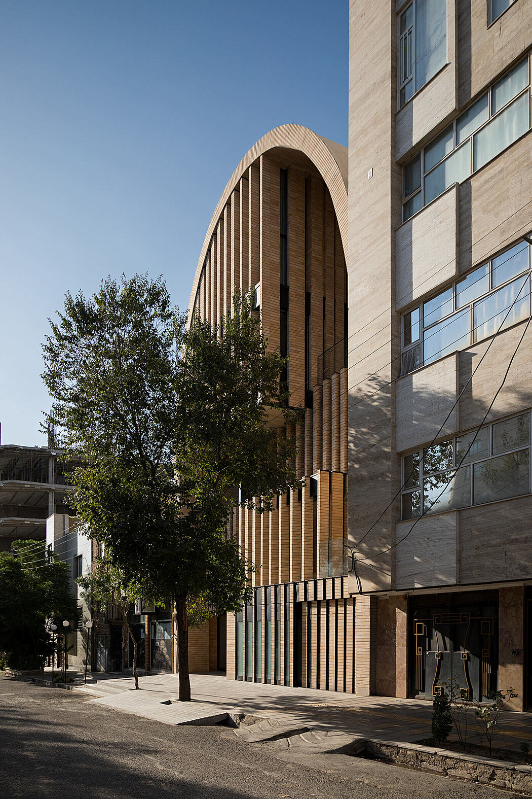 萨卜泽瓦尔弧形屋丨伊朗丨Farshad Mehdizadeh Design-9