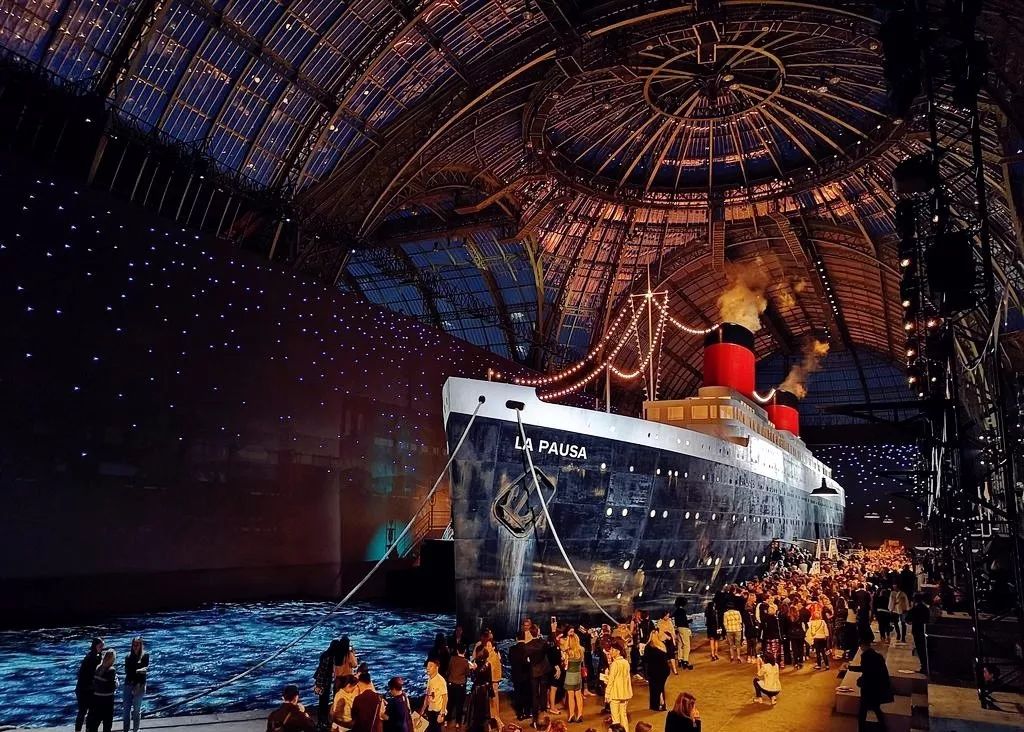 时尚教父 Karl Lagerfeld 的室内设计之路-14