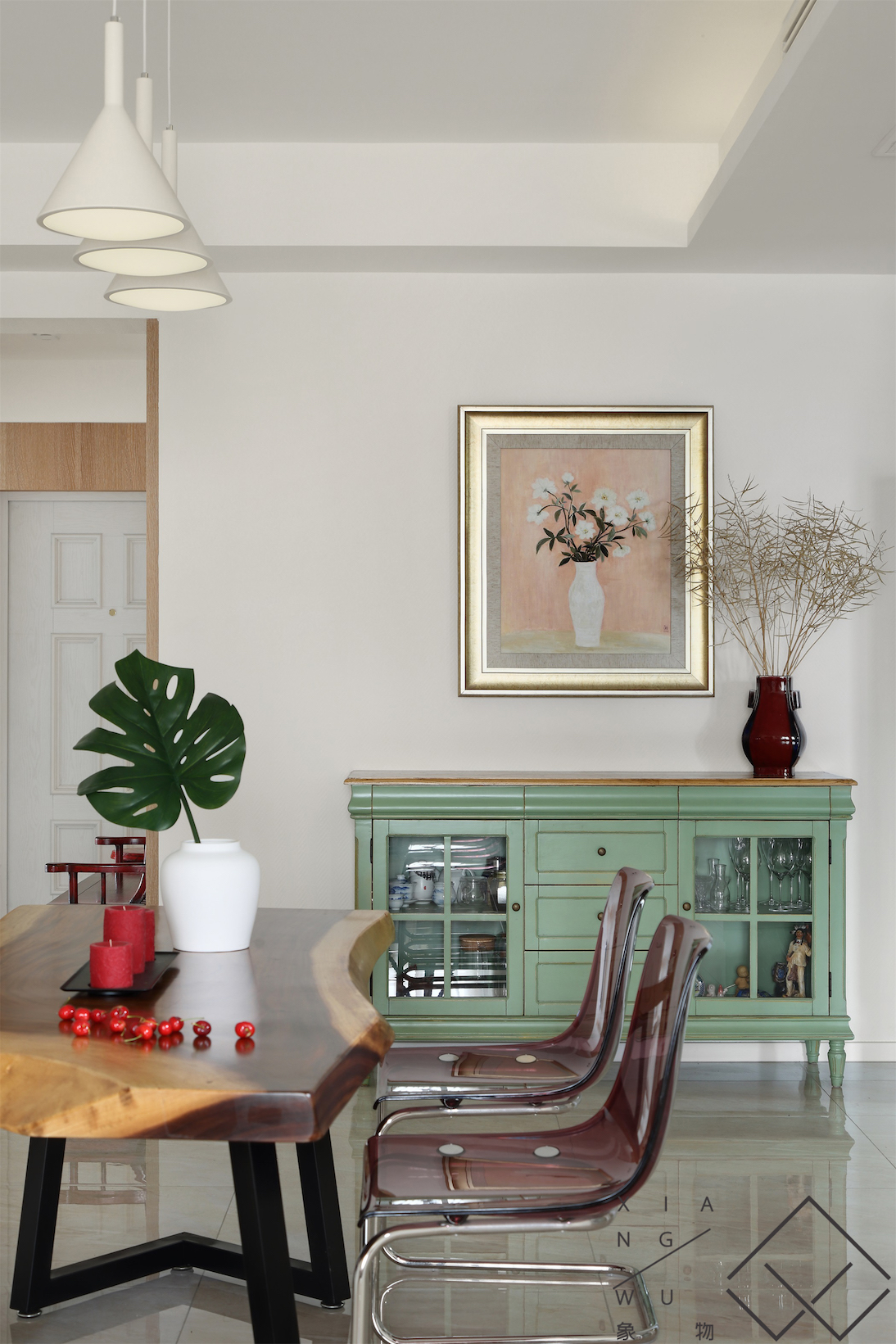 南京华侨大厦混搭风公寓设计，中国红点亮大空间-15