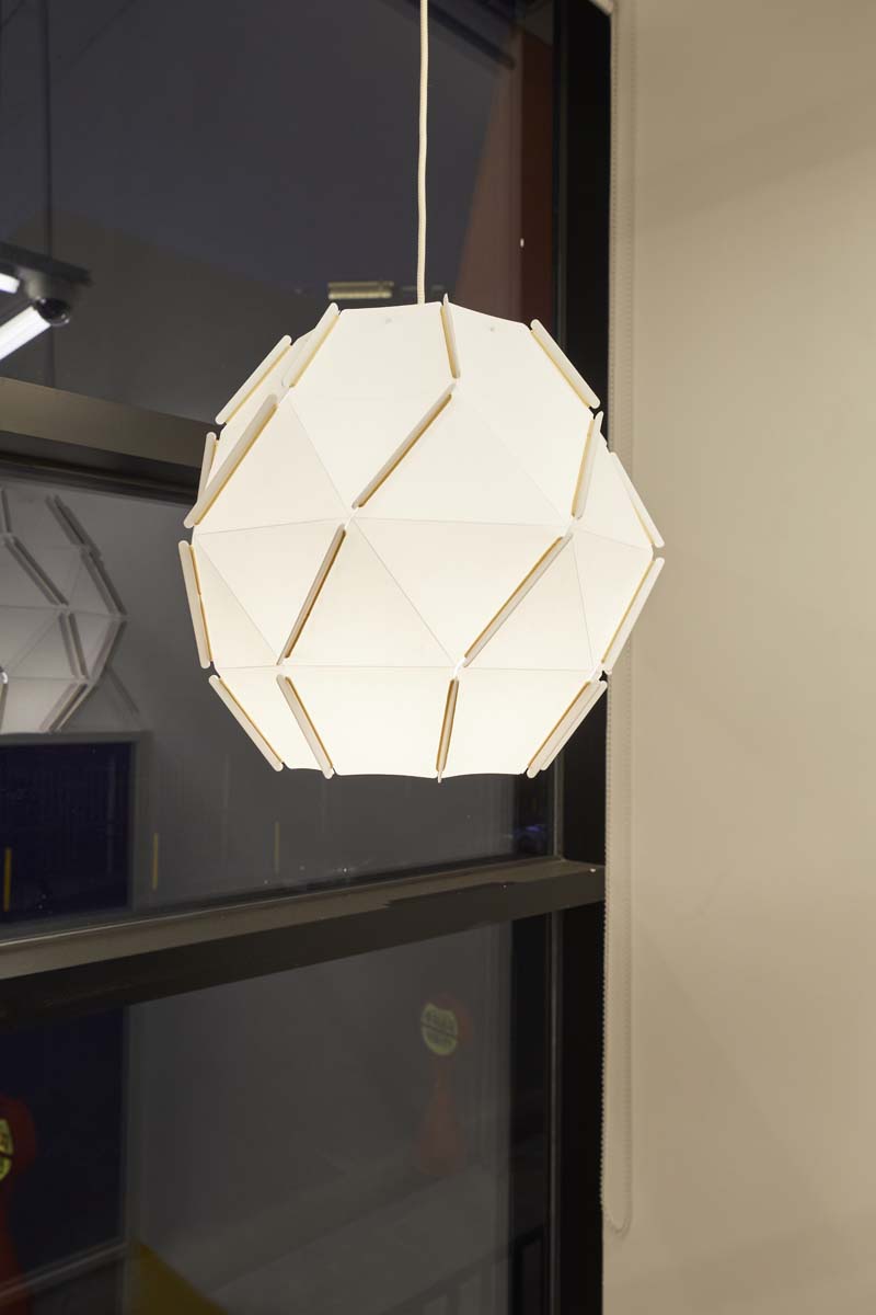 色彩点睛的 8 坪小空间-10