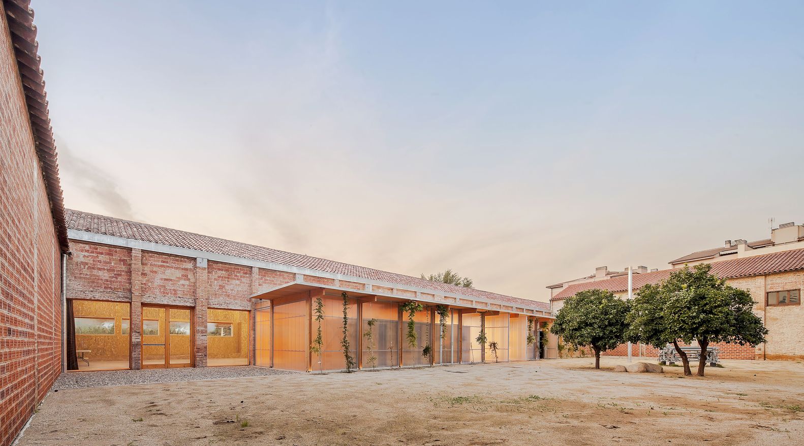 西班牙 Can Luna 工业区改造丨Nil Brullet Arquitectura-23