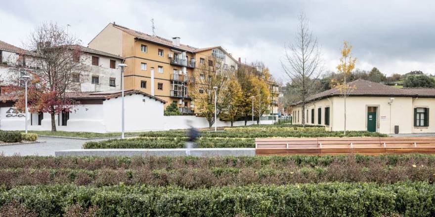 重塑 Irun 老城区广场-4