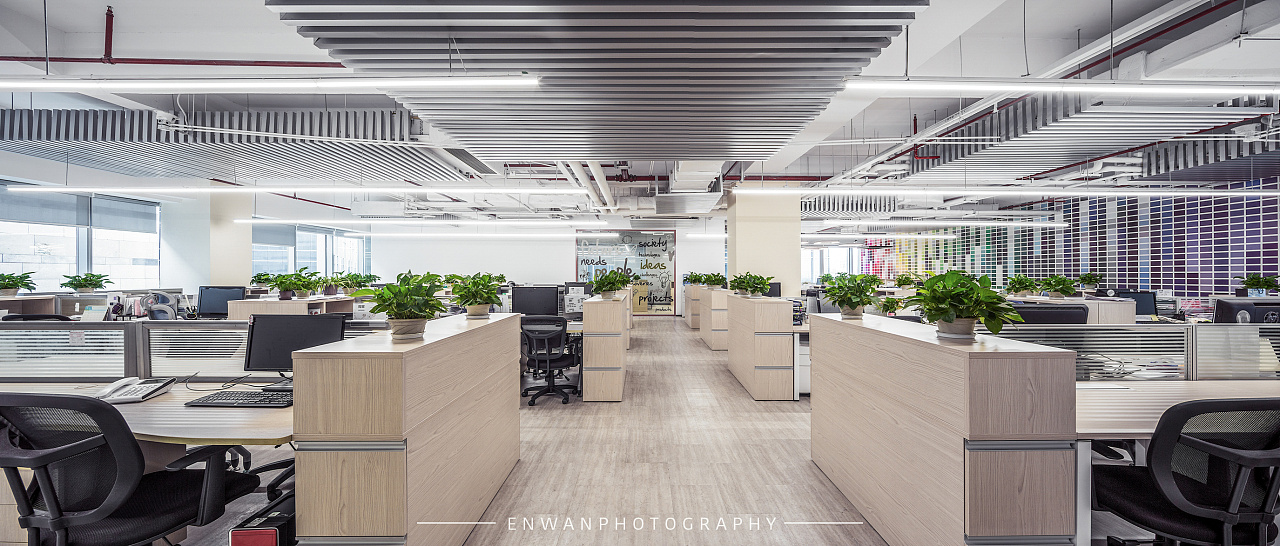 优鸿设计 服装公司办公室空间-10