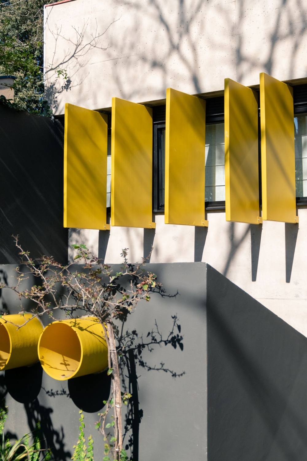 多色彩野蛮主义花园式混凝土别墅设计（原Casa MIC,后275号院）丨IN arq+design办公室-26