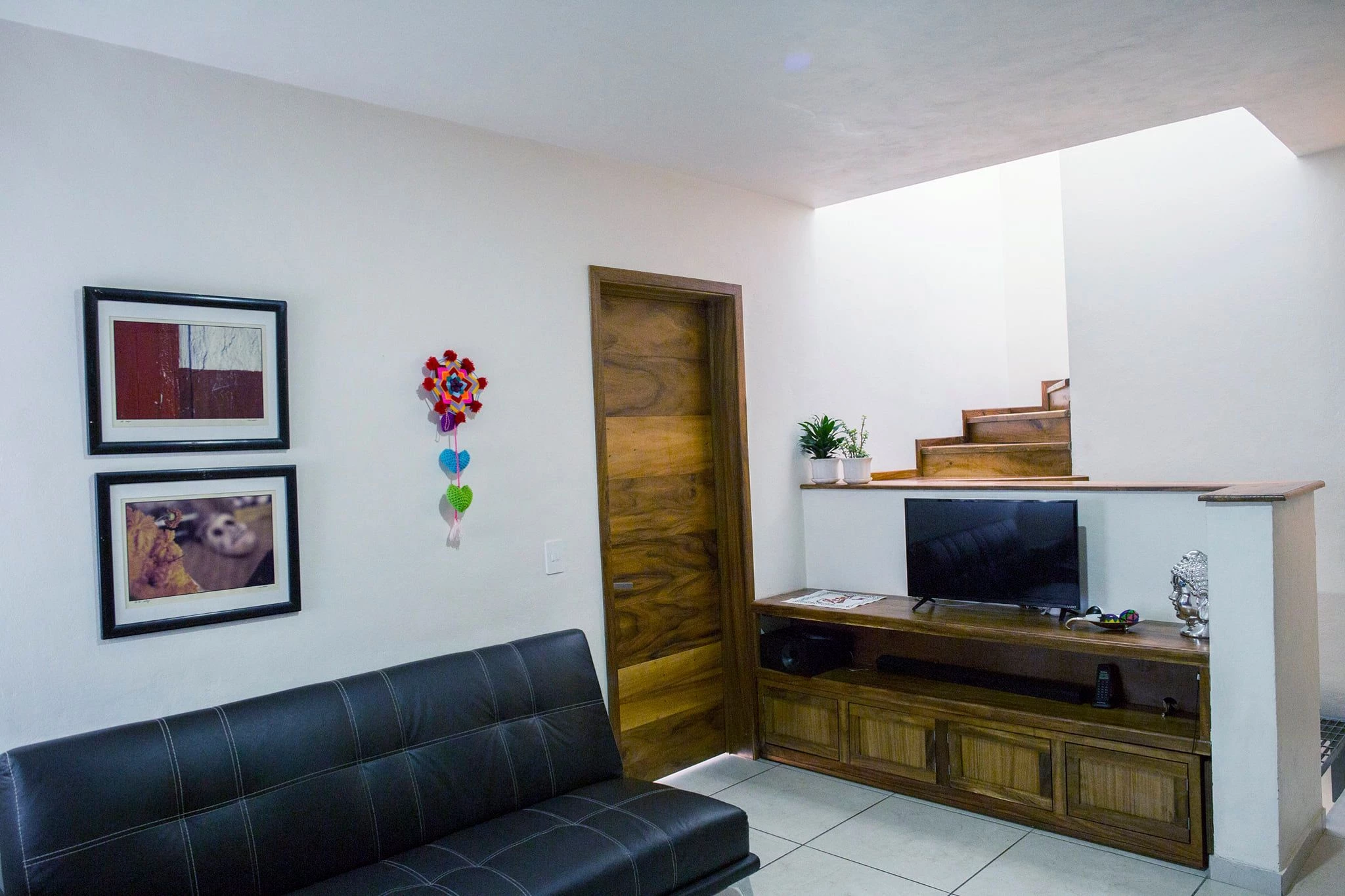 光影交织的墨西哥之家-14