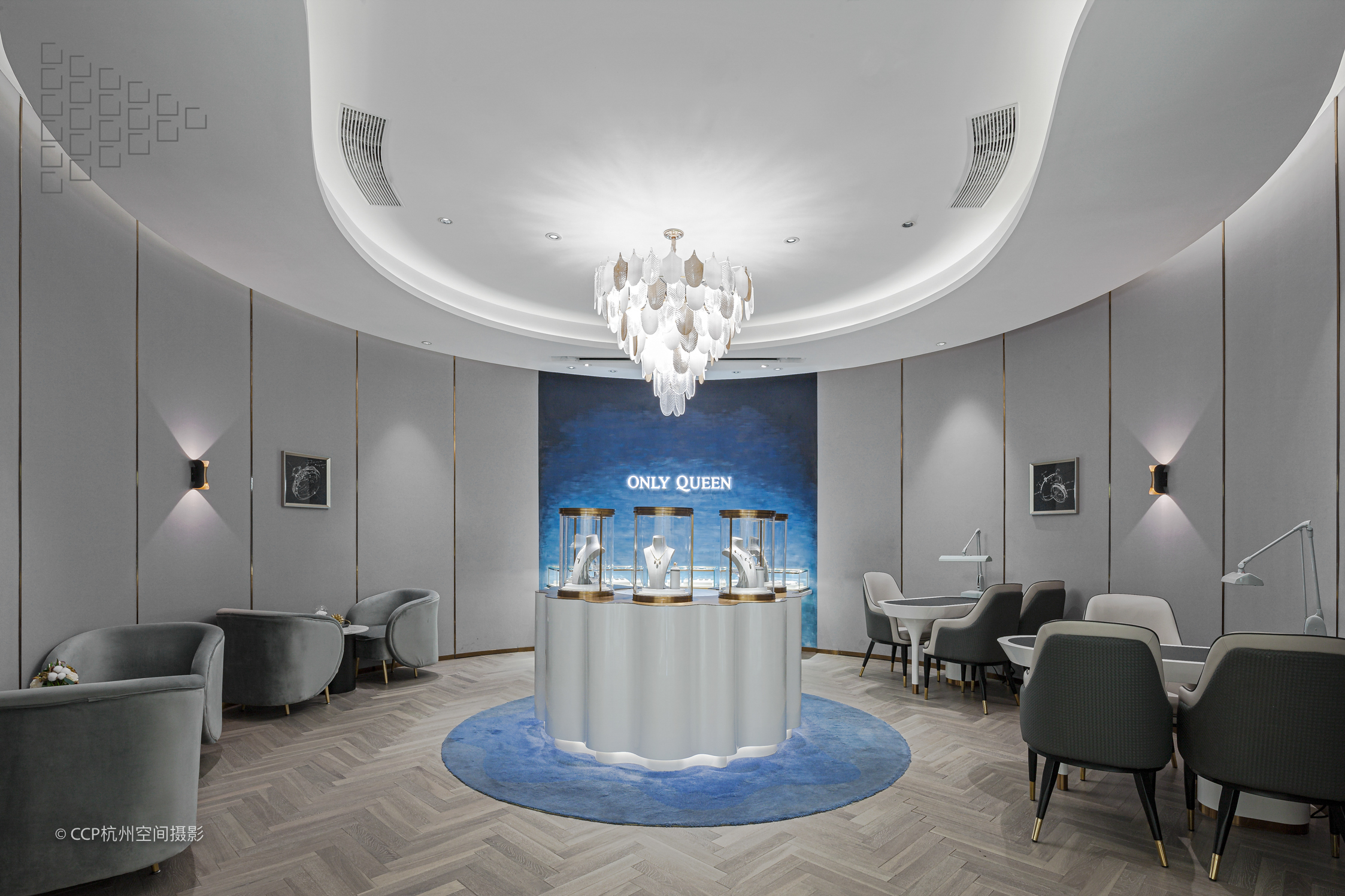弧线美学｜工装空间珠宝店实景拍摄案例丨中国郑州丨双邑-17