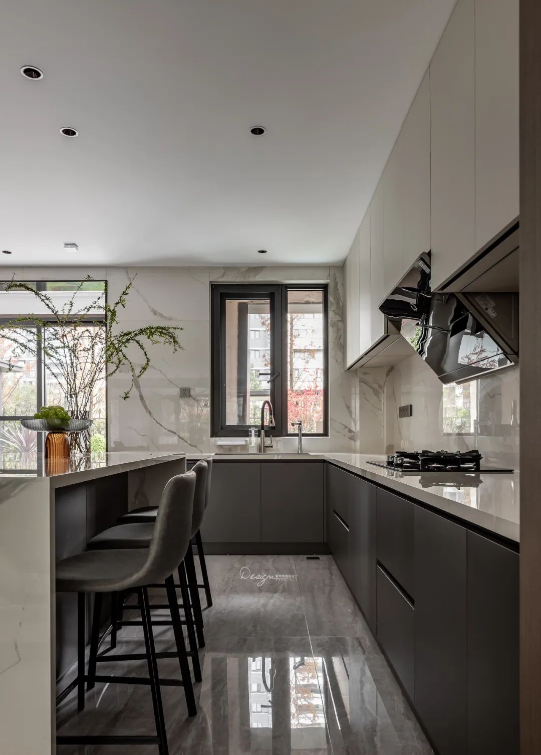 现代时尚的 280㎡小院私宅丨罗太翔,于倩-47