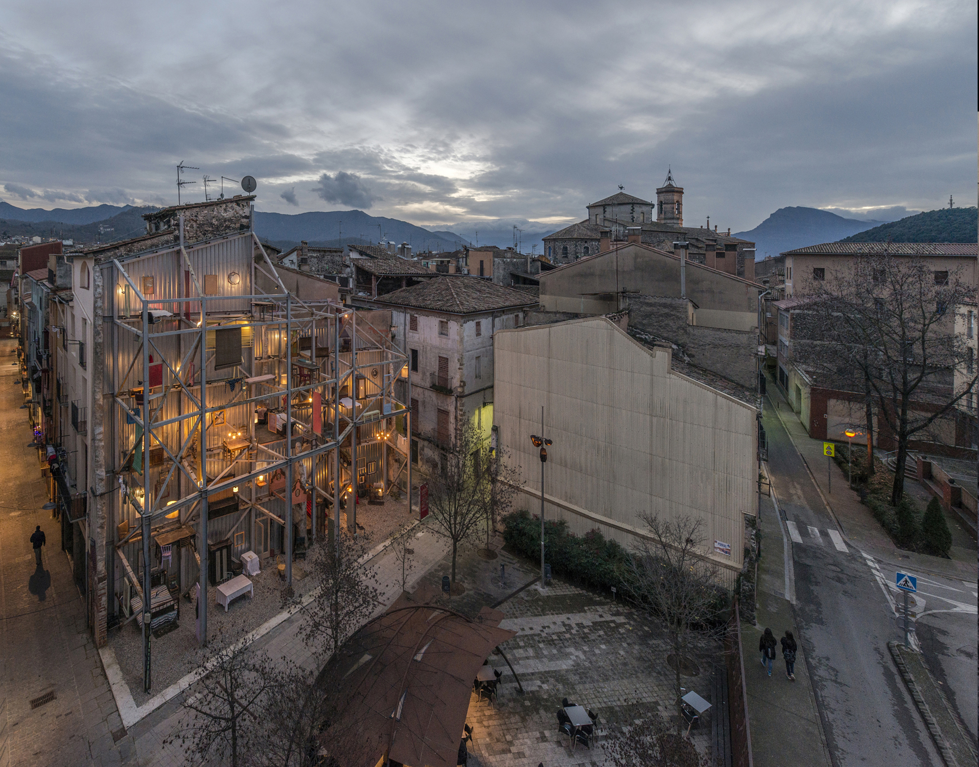 无家可居丨西班牙丨Bayona Studio-10