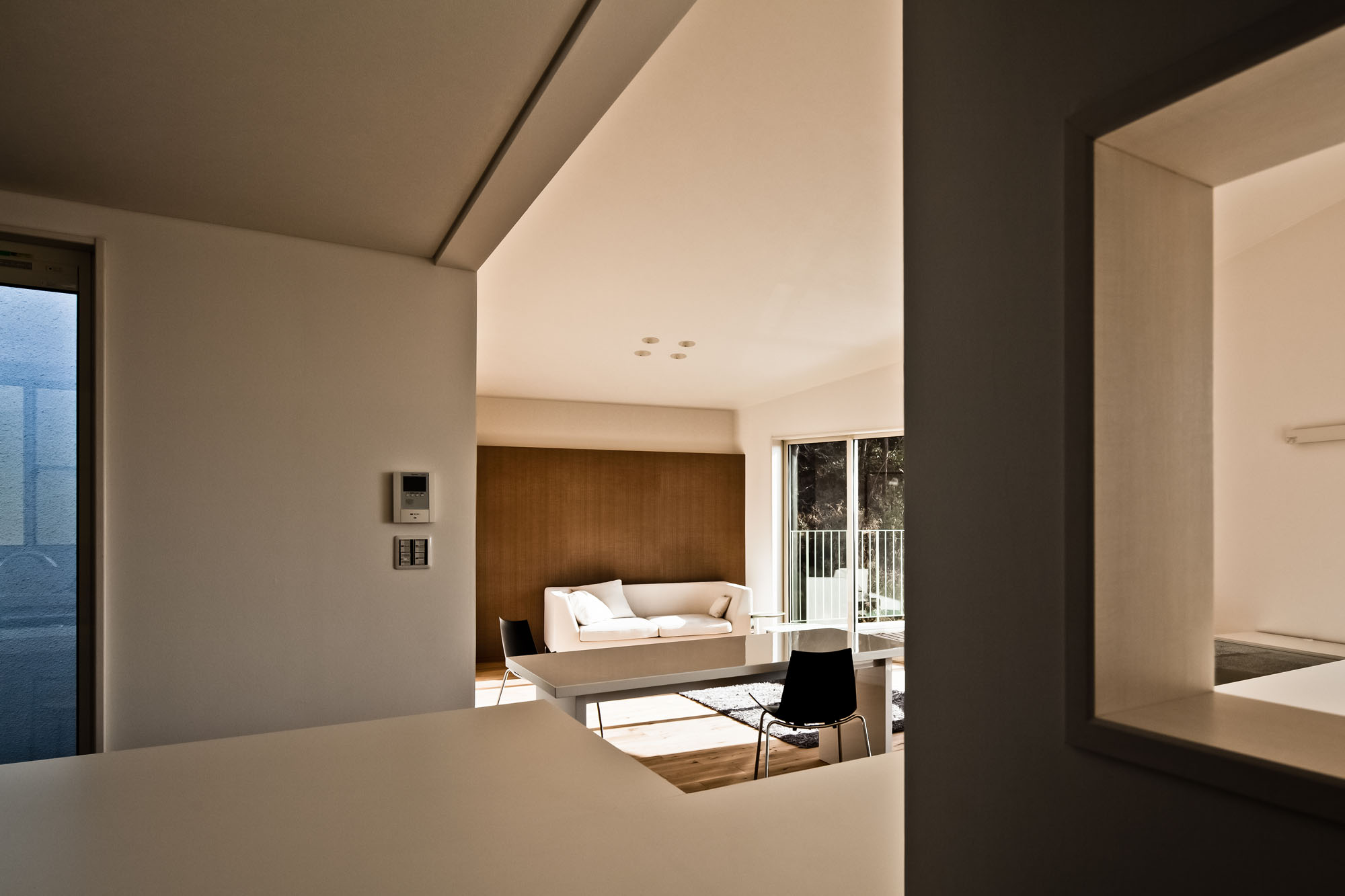 日本宝冢 Nomura24 别墅——白色木质结构与多边形空间之美-24