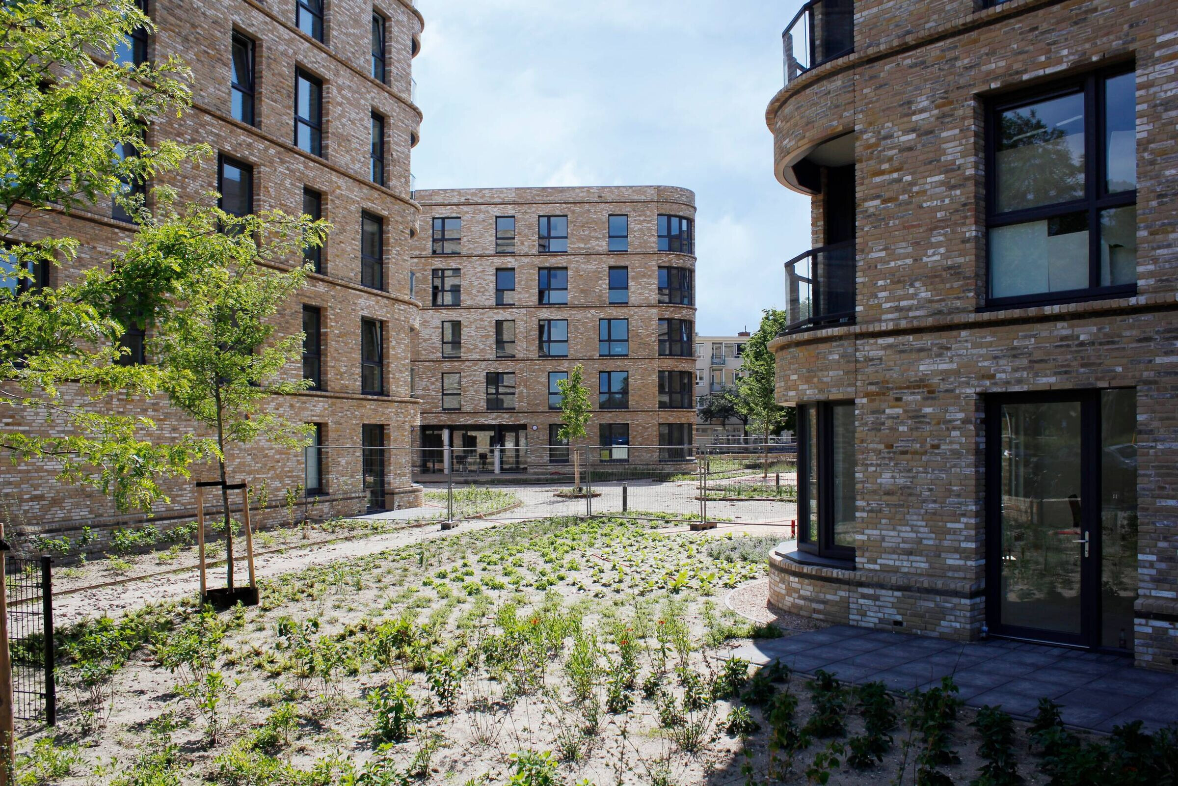 荷兰海牙绿色社区公寓设计-14