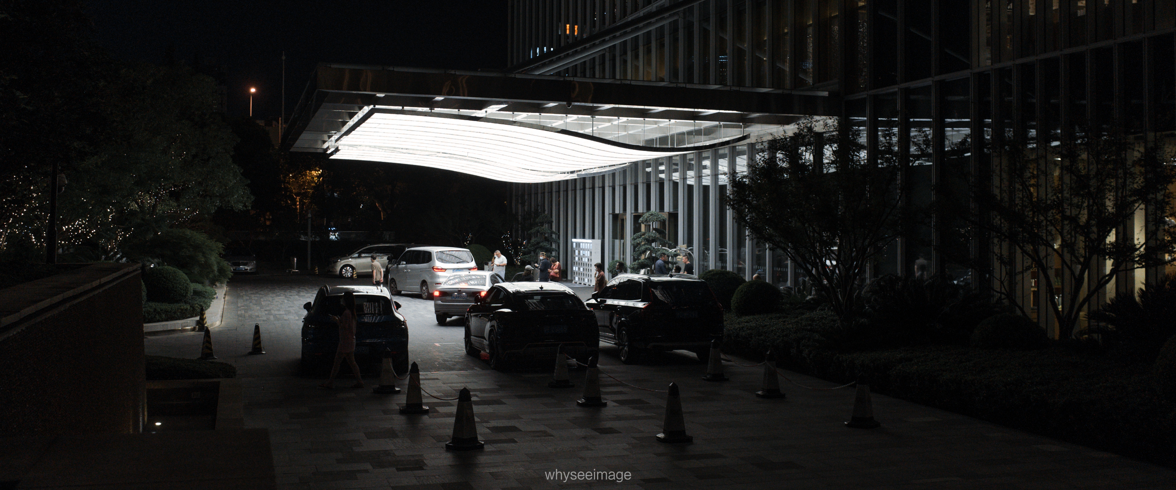 明亮时刻 · 不如回到街头丨中国上海丨whyseeimage-23