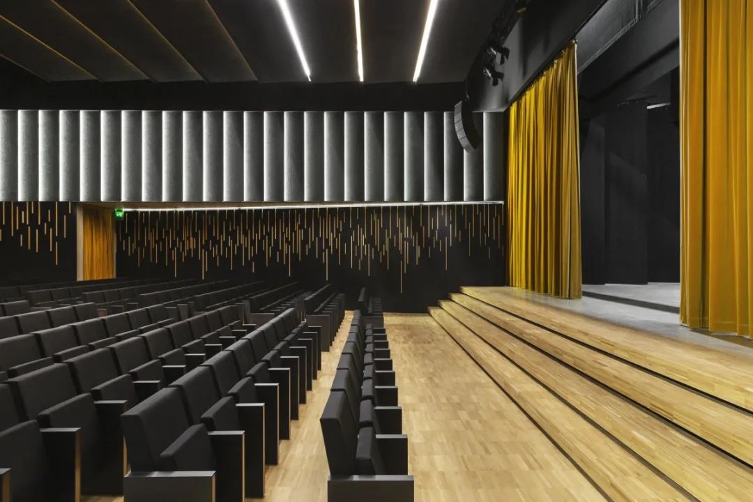 意大利 PBEB Architetti 建筑事务所 | 精神洗礼与灵魂触动的空间设计-79